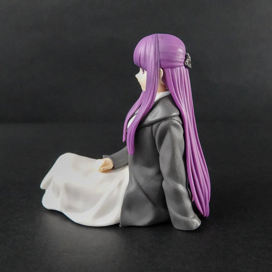 Frieren Statue - Fern (sitzend) - PVC Figur - Neuwertig mit OVP