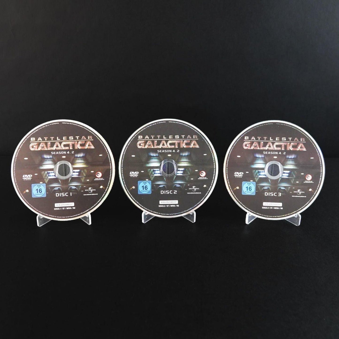 battlestar-galactica-7-staffeln-im-pappschuber-22-dvds-zustand-gut-12 - Utopia Collectibles
