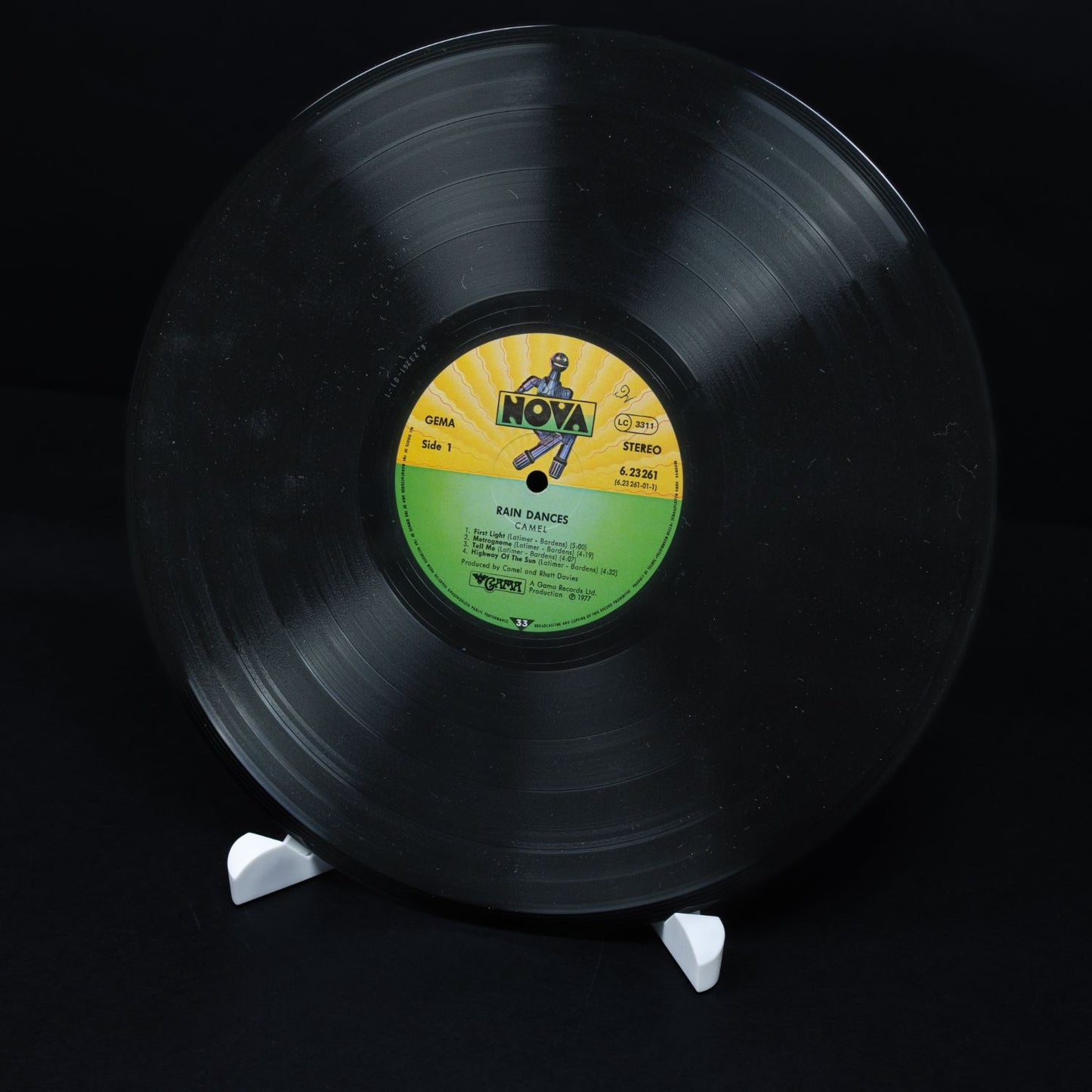 Camel – Rain Dances - Vinyl LP Schallplatte - NM / VG+