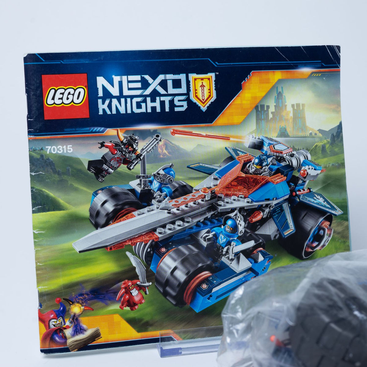 LEGO Nexo Knights - Clays Klingen-Cruiser - 70315 - Vollständig mit Anleitung
