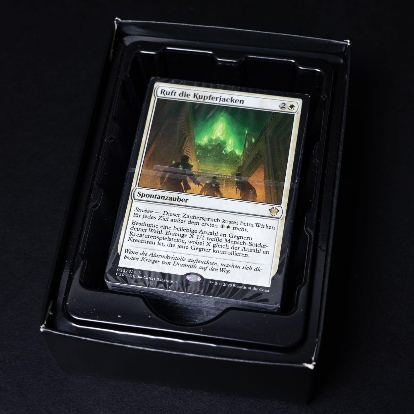 magic-the-gathering-precon-commander-deck-unbarmherziges-regiment-de-neu-3 - Utopia Collectibles