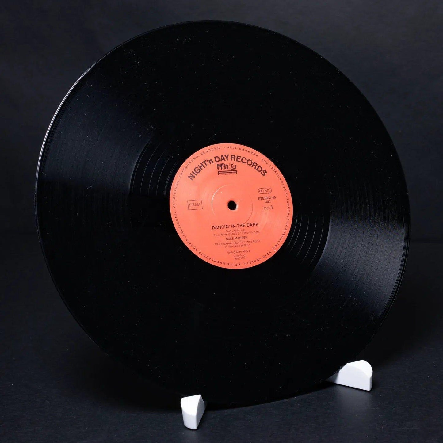 mike-mareen-dancing-in-the-dark-1985-vinyl-lp-schallplatte-12-nm-vg-4 - Utopia Collectibles