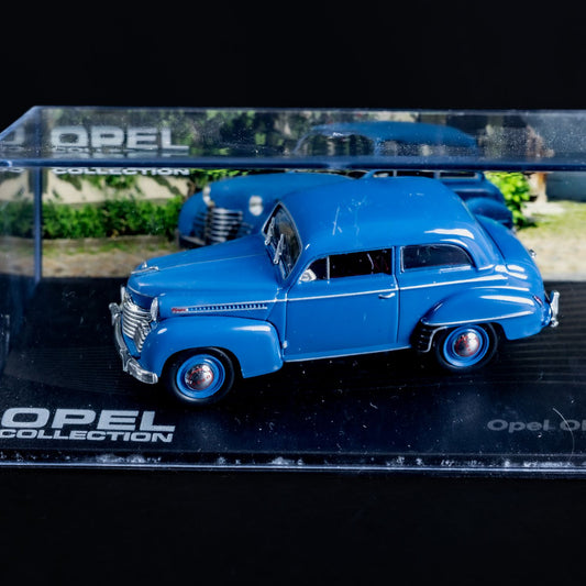 Opel Collection - Olympia (1951-1953) - 1:43 Stand-Modell - Mini-Vitrine