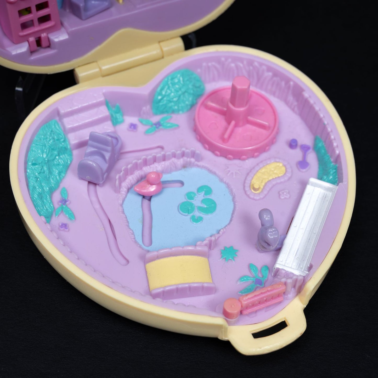 Polly Pocket Spielset / Diorama - Strollin' Baby (1994) - Zustand Sehr Gut