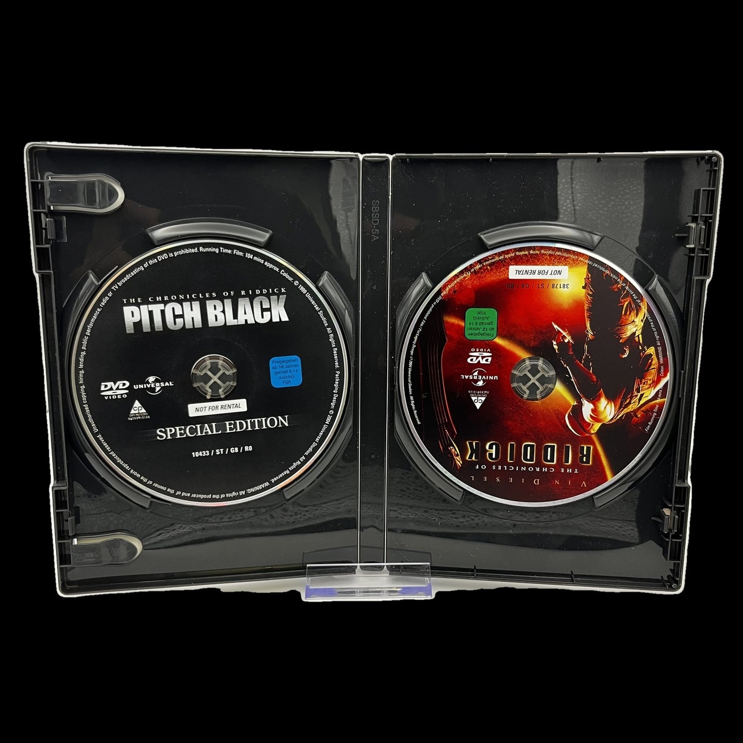 Riddick - Chroniken eines Kriegers / Pitch Black - Riddick - DVD - Gebraucht