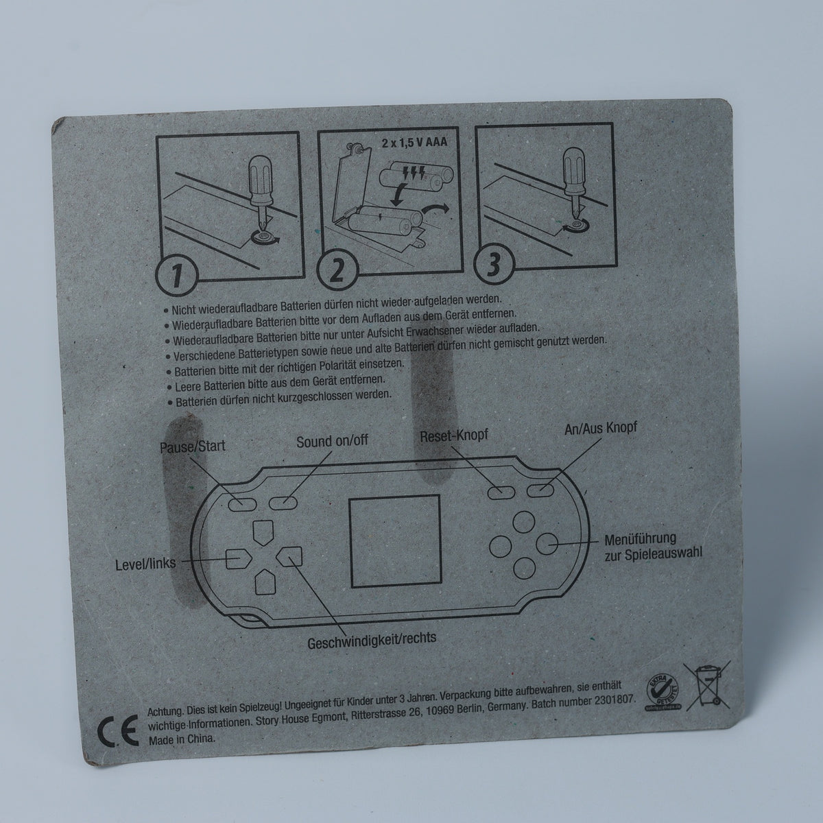 Egmont Handheld Spielekonsole - Weiß mit 26 Spielen - Neu & Sealed / OVP