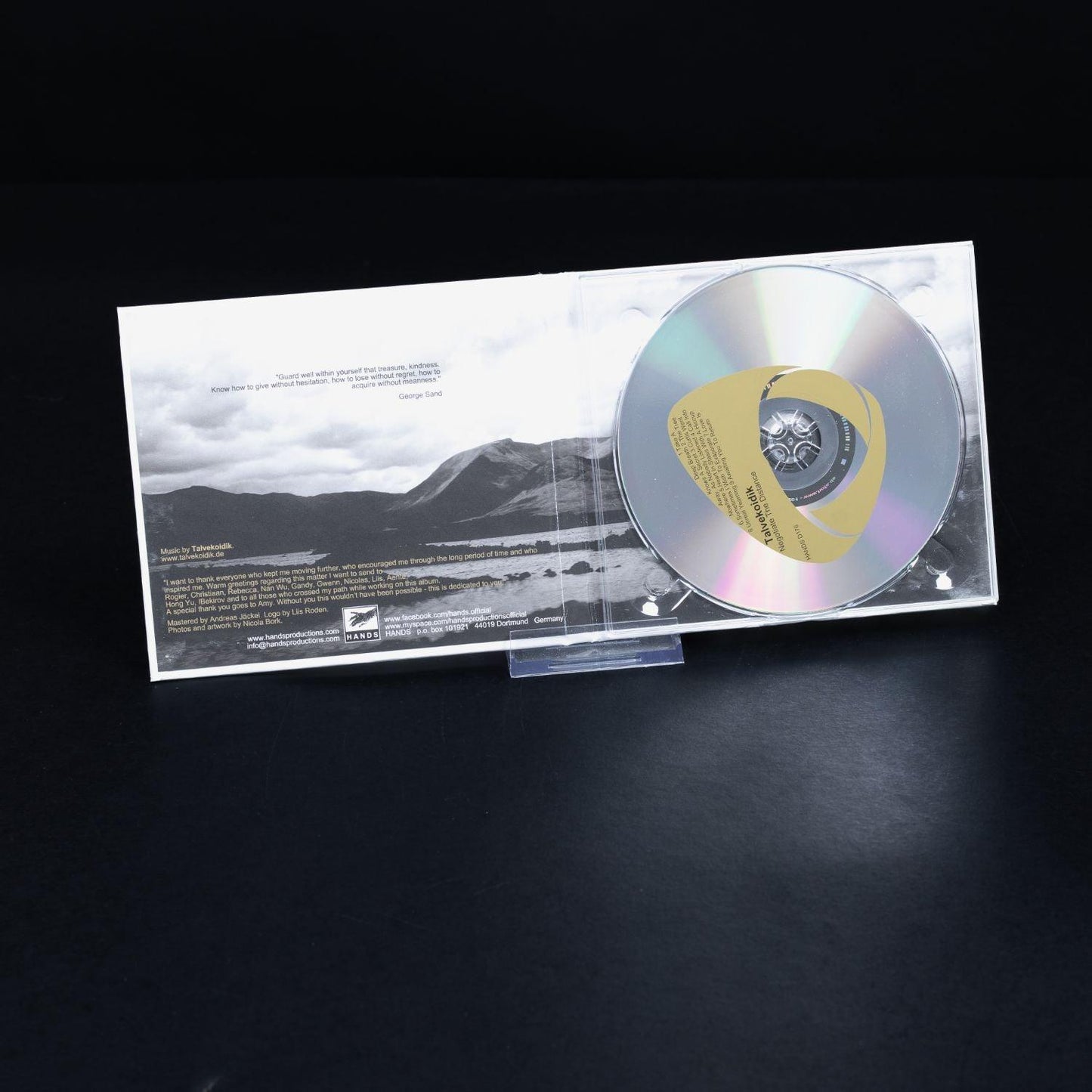 talvekoidik-negotiate-the-distance-handy-productions-cd-nm-nm-3 - Utopia Collectibles