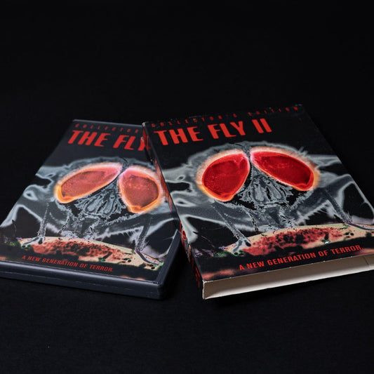 the-fly-2-collectors-edition-2-disc-dvd-set-mit-schuber-englisch-gebraucht-3 - Utopia Collectibles