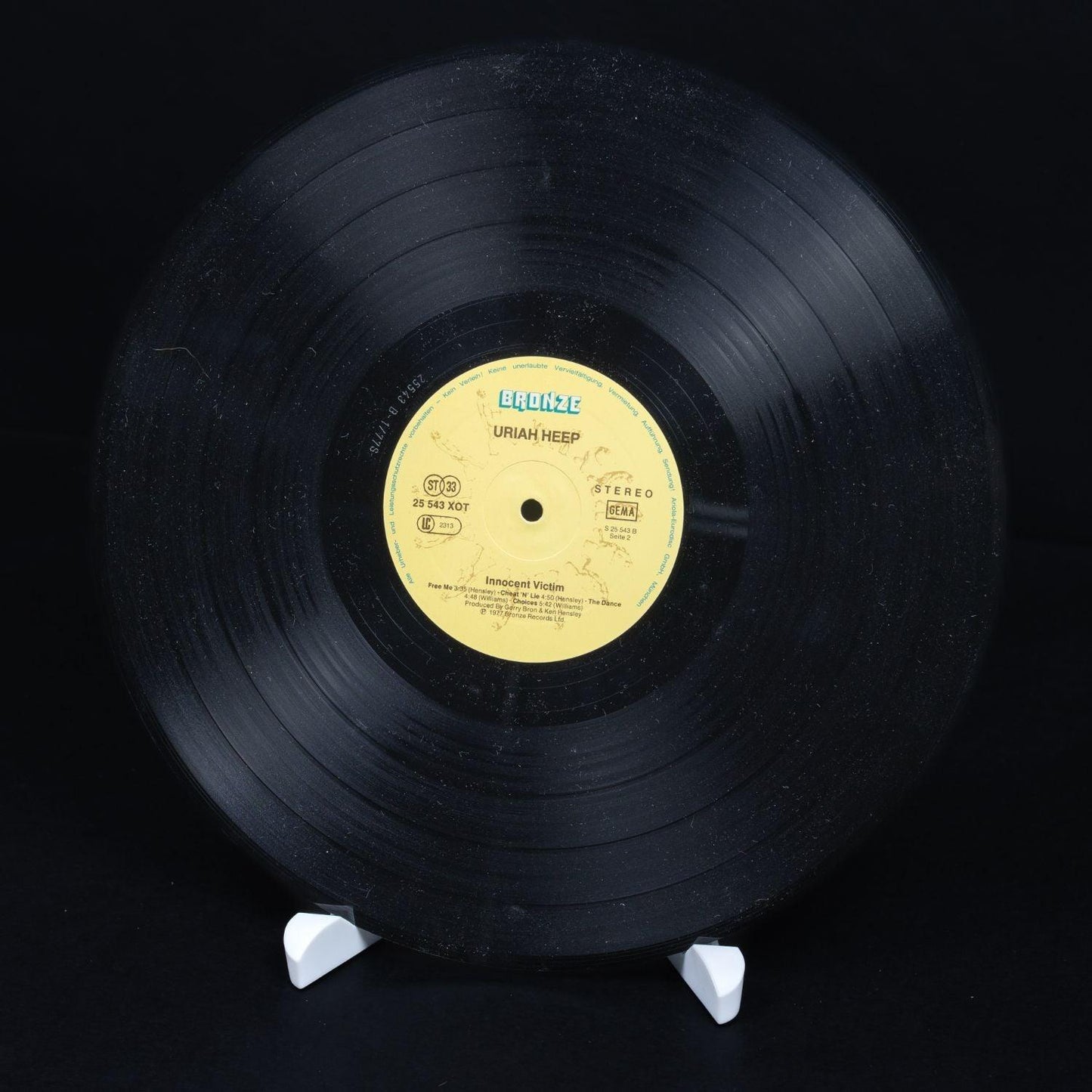uriah-heep-innocent-victim-vinyl-lp-12-schallplatte-vg-vg-5 - Utopia Collectibles