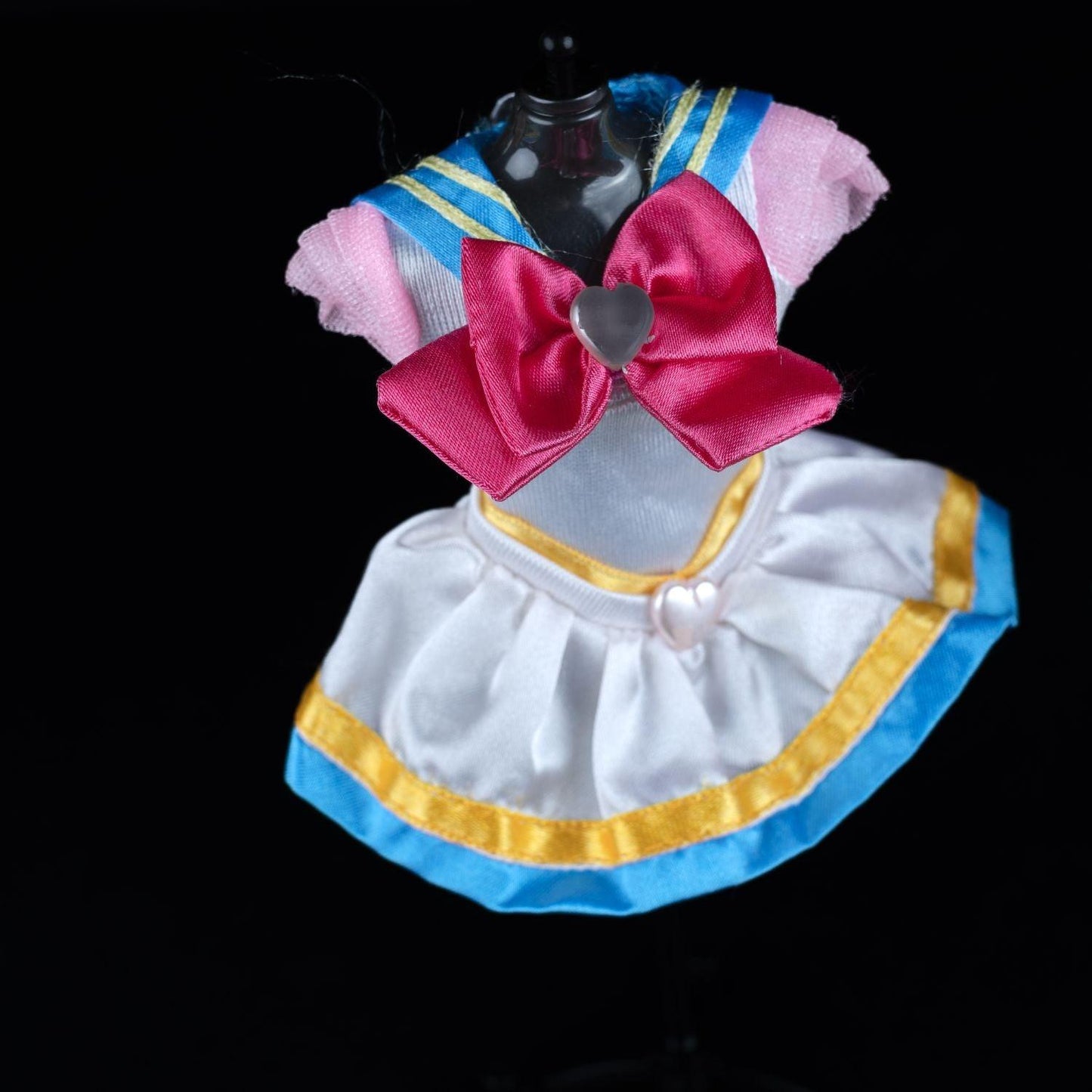 2x-igel-bandai-super-sailor-moon-kleid-raritaet-1999-ntk-ta-gebraucht-3 - Utopia Collectibles