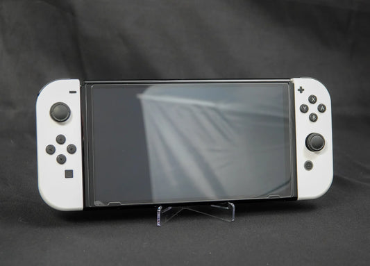 Nintendo Switch OLED Weiß -  Gebraucht in OVP (ohne Handgelenkschlaufe)