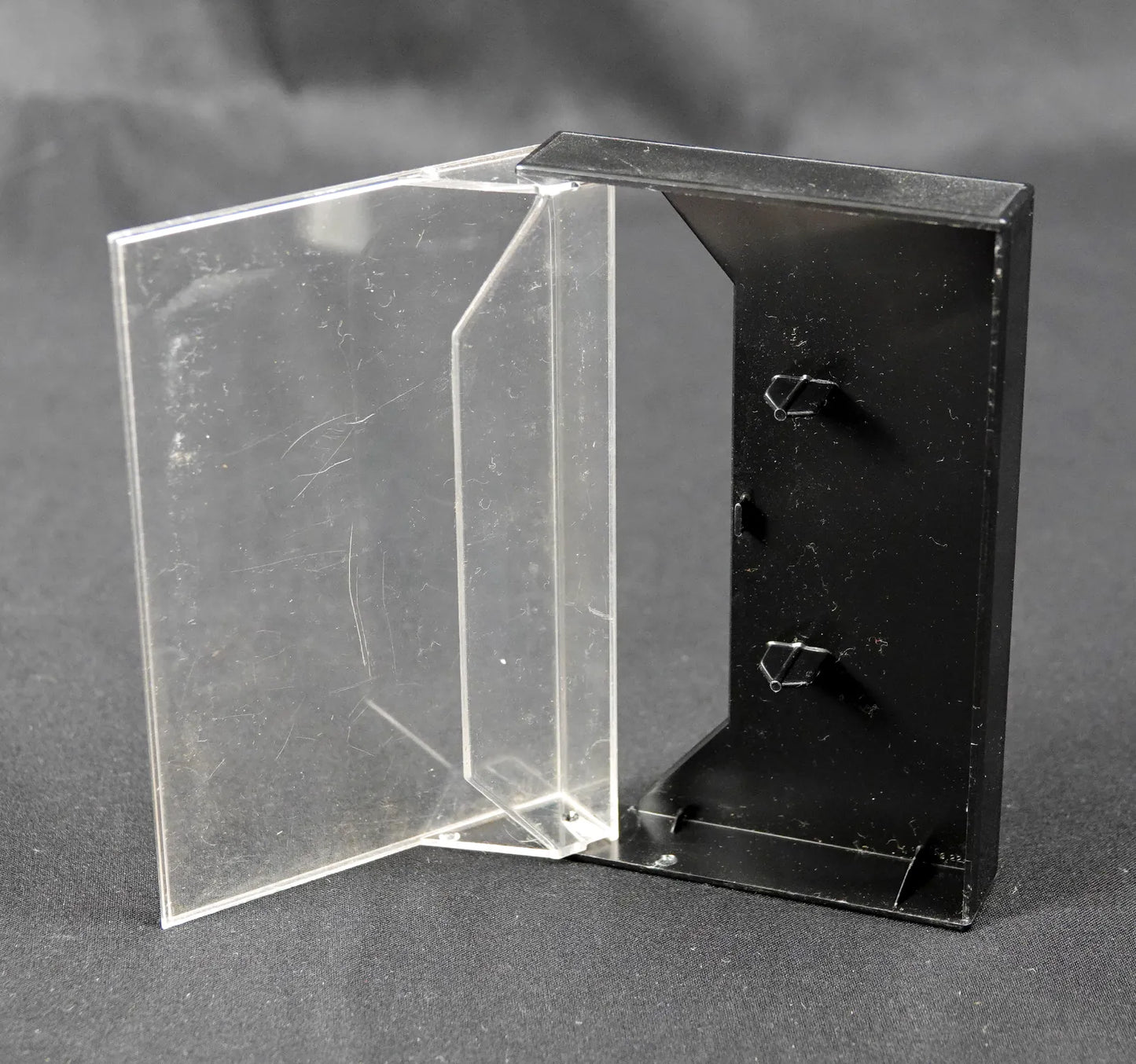 Megabolts - Retro Spiel für C16 Commodore 16 / Plus 4 - CiB - Englisch Gebraucht