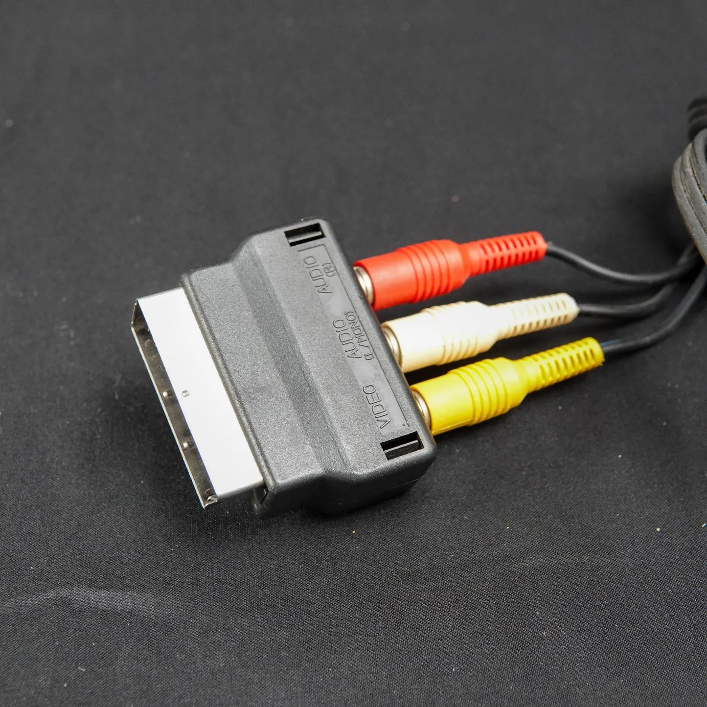 Super Nintendo SNES Stereo A/V Kabel mit Scart Adapter - CiB in OVP - Gebraucht