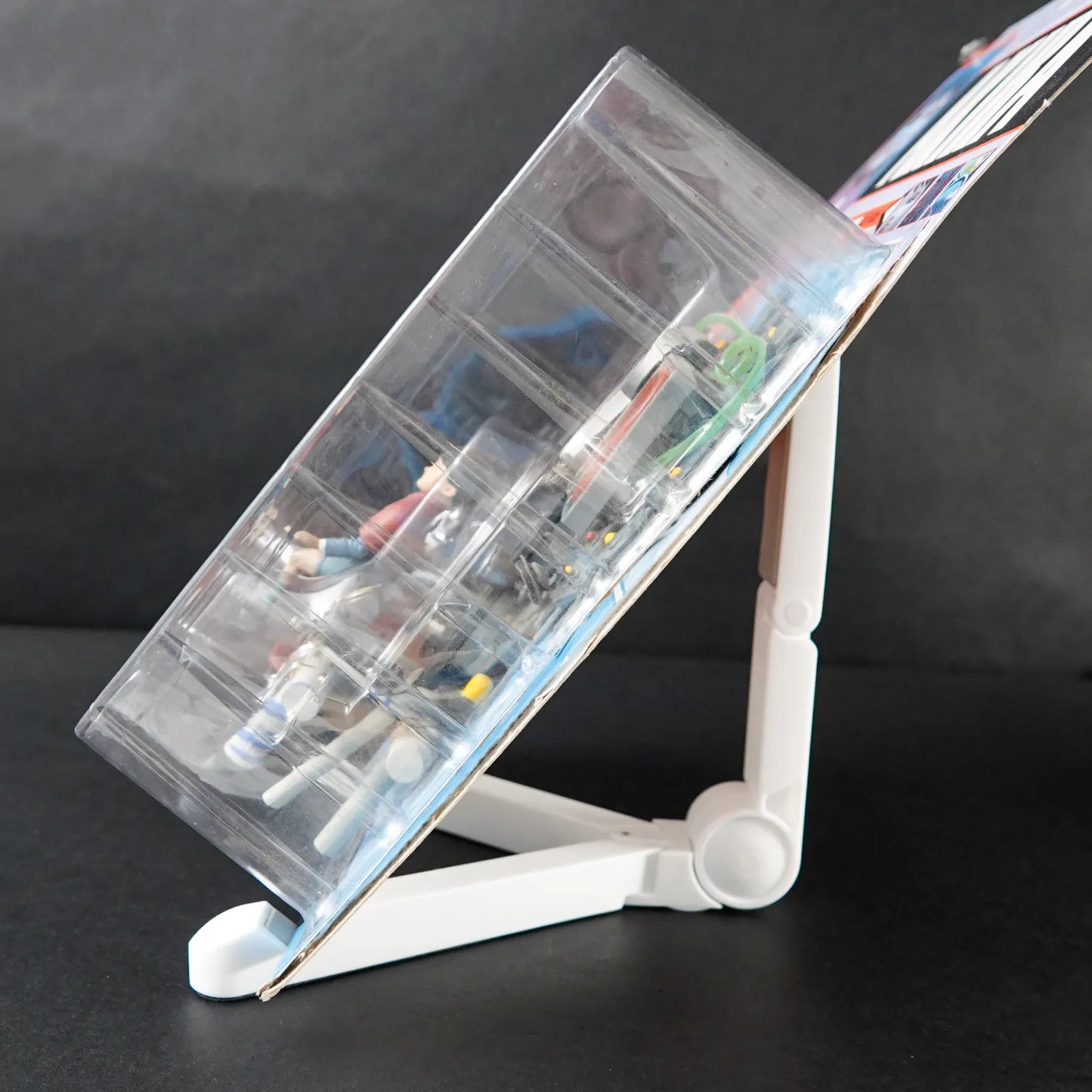 Akira Figur - McFarlane Toys - Akira and Throne - OVP geöffnet aber vollständig