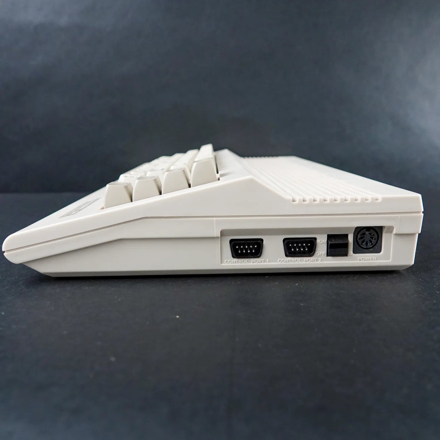 Commodore 64 / C64 Brotkasten in Styropor Inlay und OVP - MATCHING NUMBERS