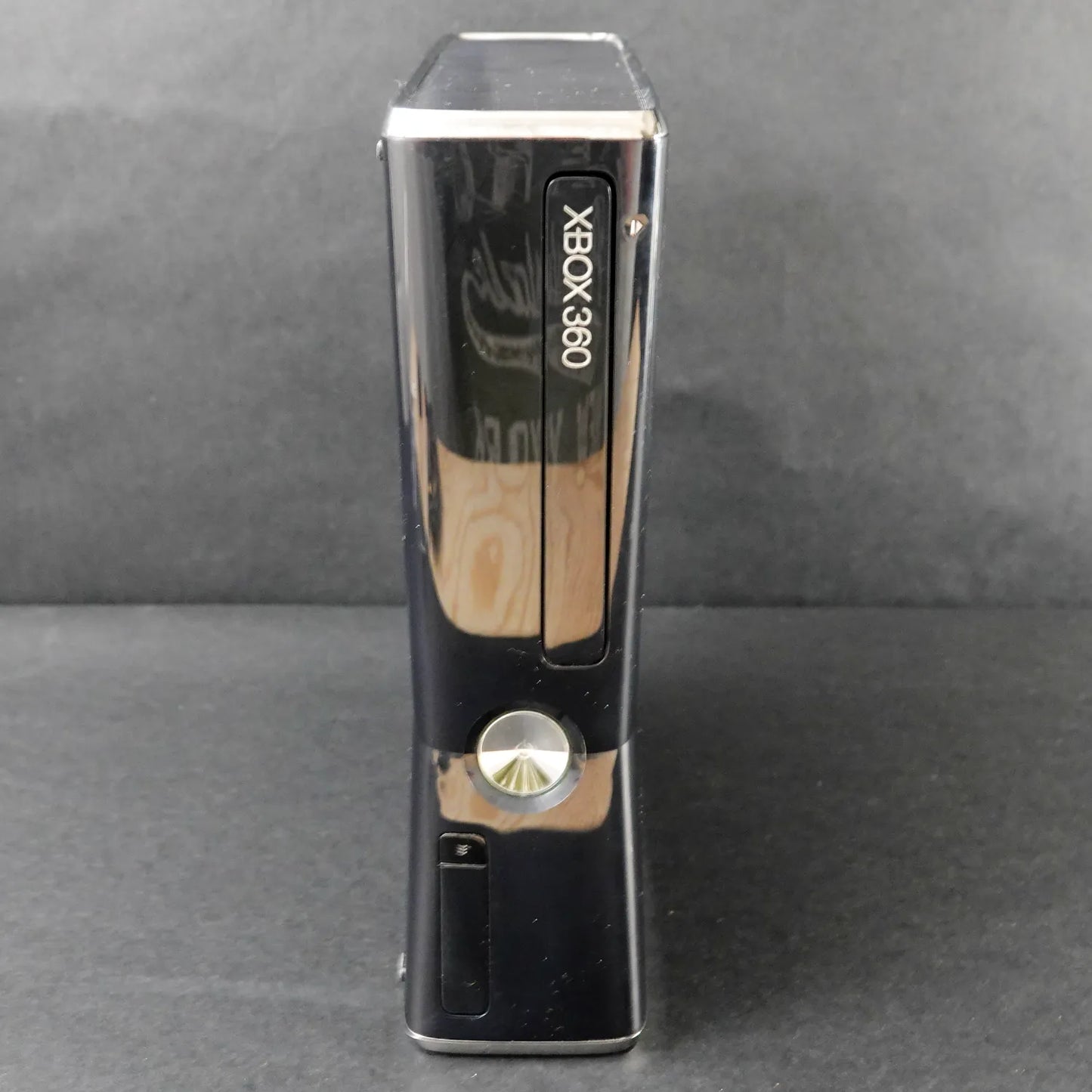 XBOX 360 S Konsole - Model 1439 - mit Zubehör: Controller + Kinect