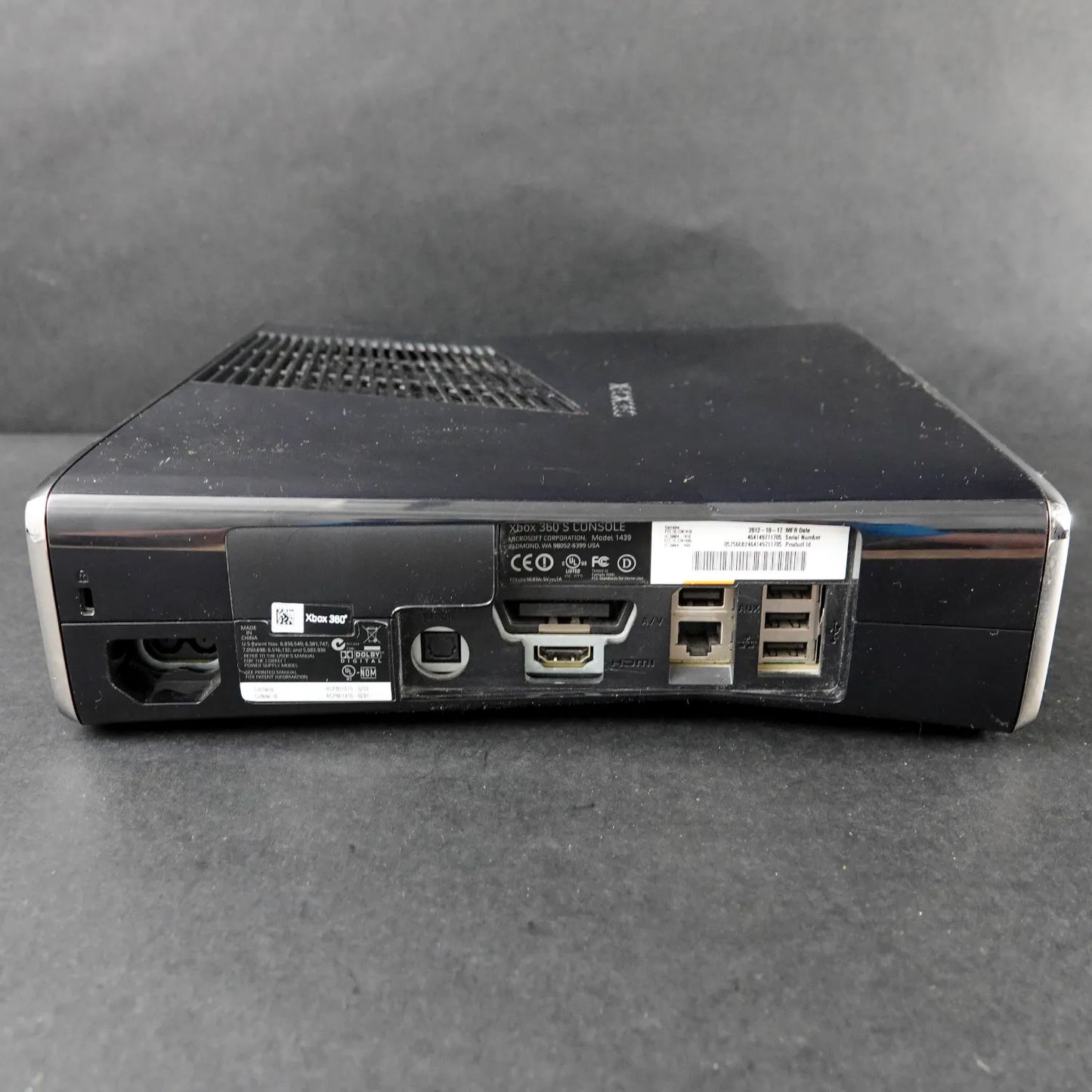 XBOX 360 S Konsole - Model 1439 - mit Zubehör: Controller + Kinect