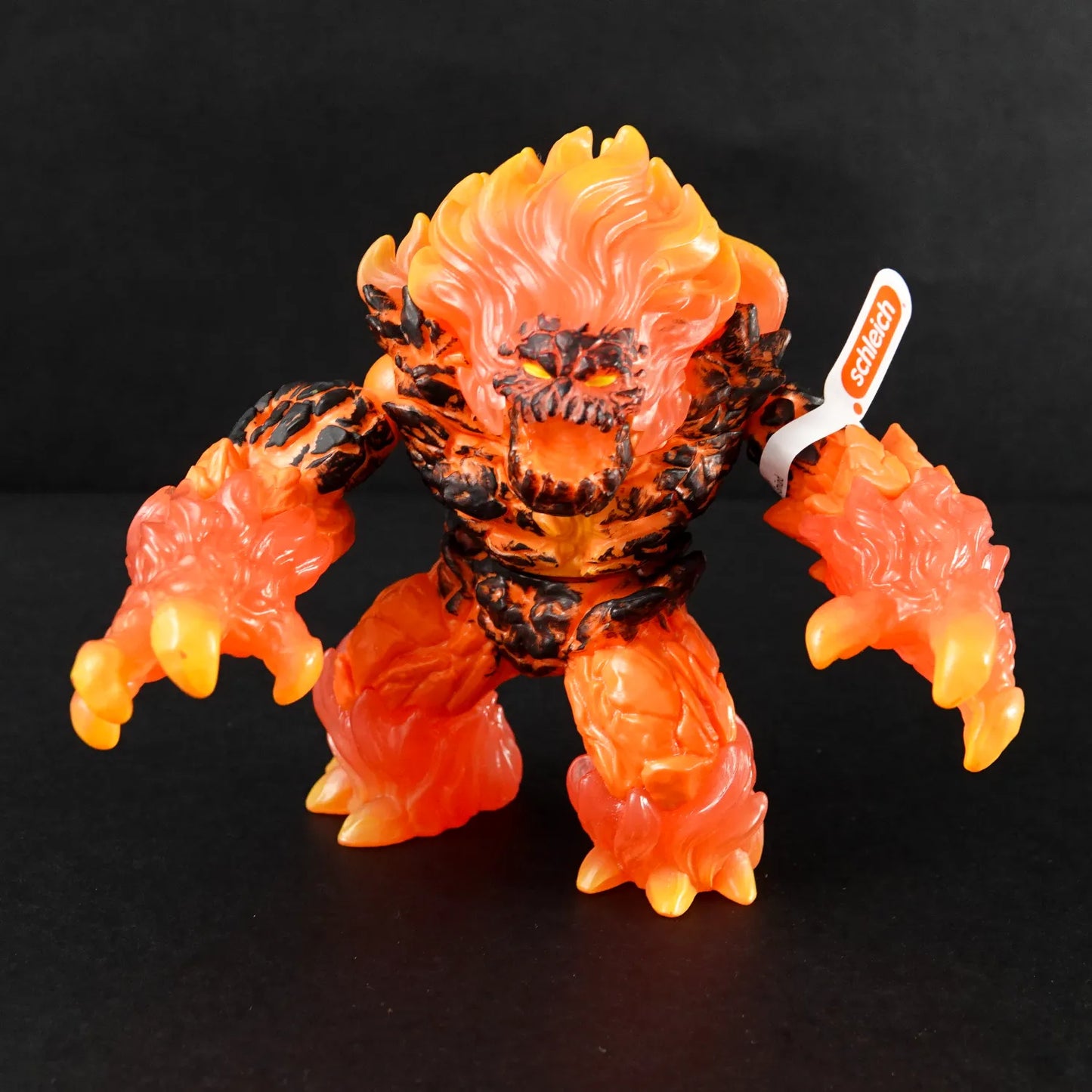 Schleich Tier Figur: Eldrado Lavagolem - Modell 70145 - Mit Fähnchen / Etikett