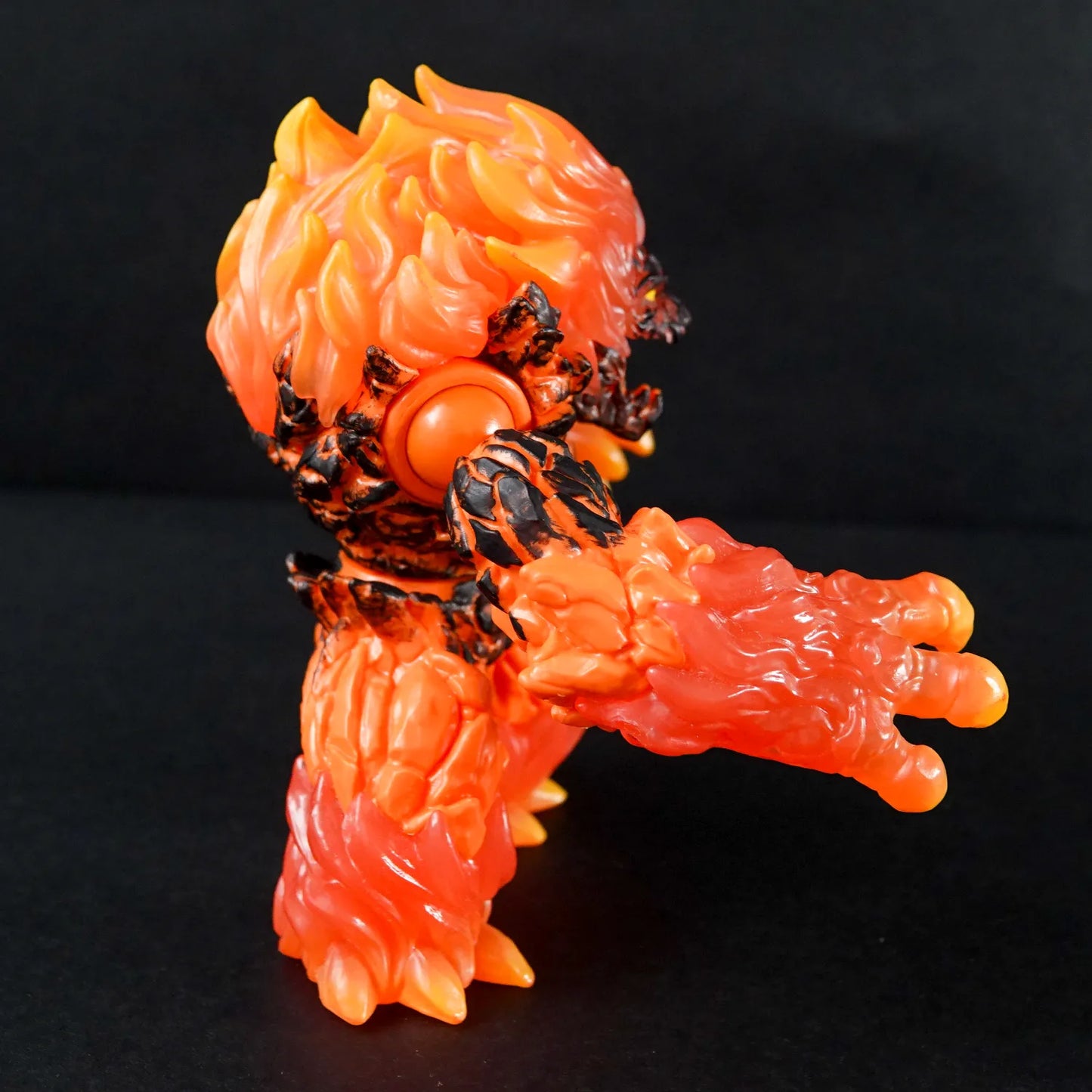 Schleich Tier Figur: Eldrado Lavagolem - Modell 70145 - Mit Fähnchen / Etikett