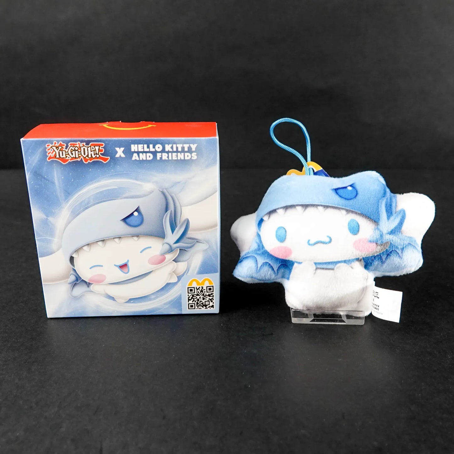 Yu-Gi-Oh! x Hello Kitty & Friends Sanrio Plushie - Blue Eyes White Dragon - OVP