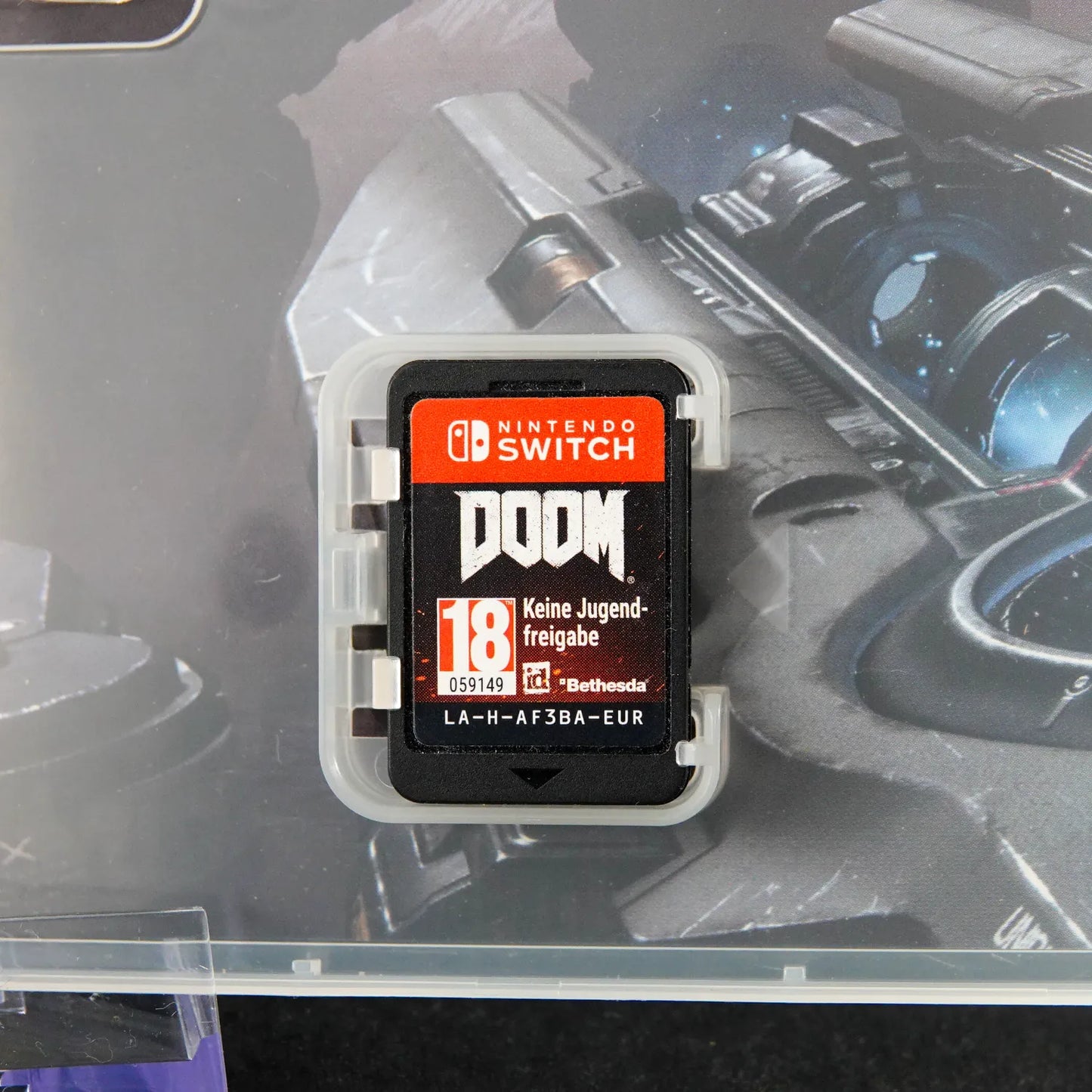 Doom - Nintendo Switch Spiel - in OVP - TOP Zustand - FSK18