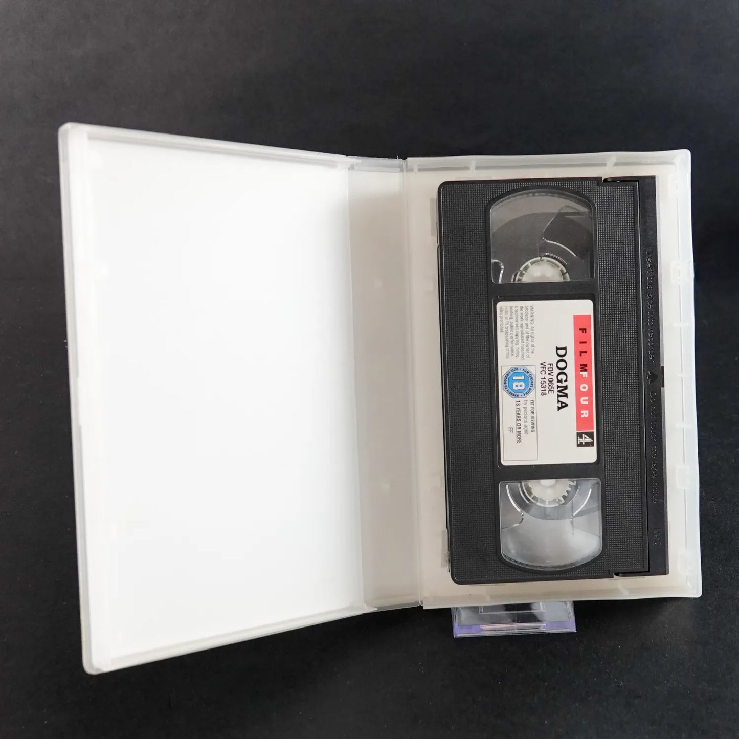 Dogma VHS - Matt Damon & Ben Affleck - Englische Originalfassung PAL - FilmFour