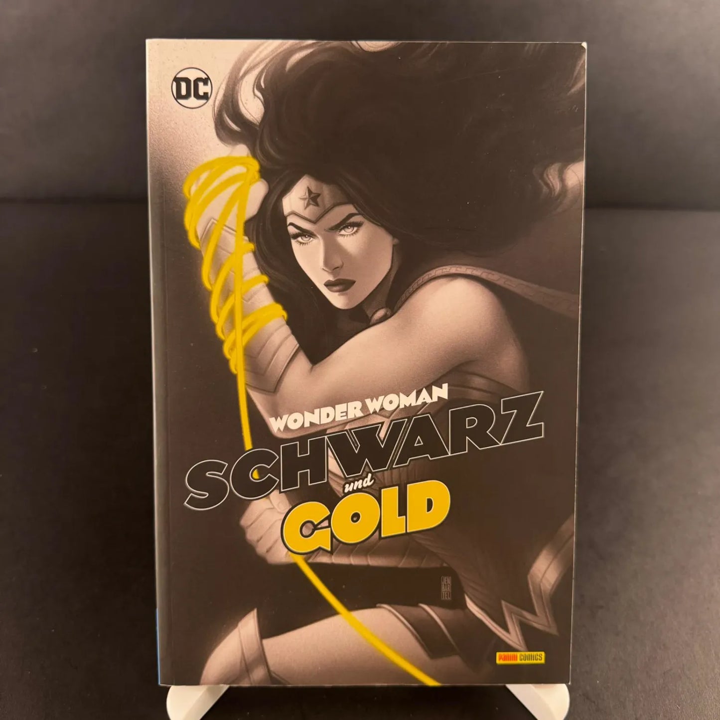 Wonder Woman: Schwarz & Gold - DC Comics - Panini Sammelband 1-6 - Deutsch