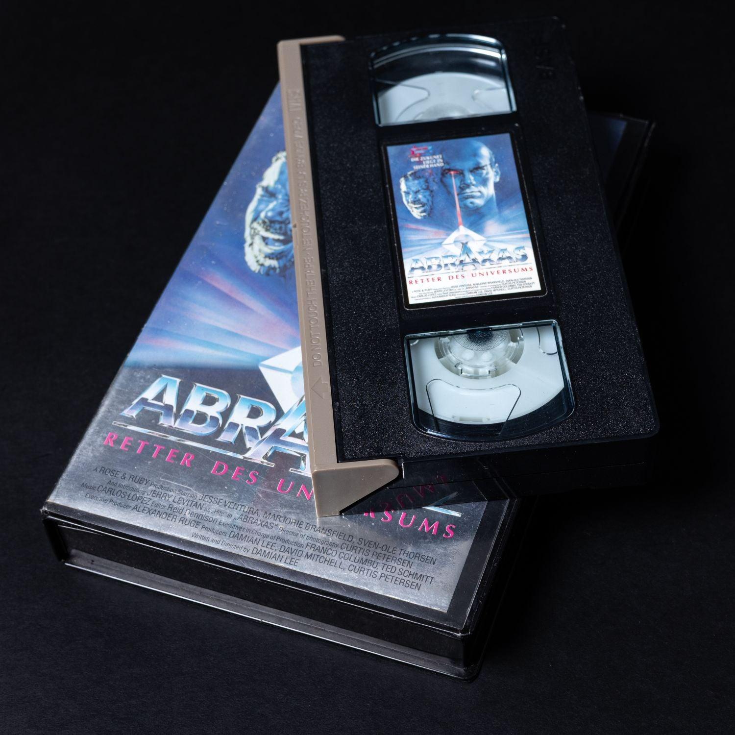 abraxas-retter-des-universums-vhs-raritaet-deutsch-zustand-sehr-gut-5 - Utopia Collectibles