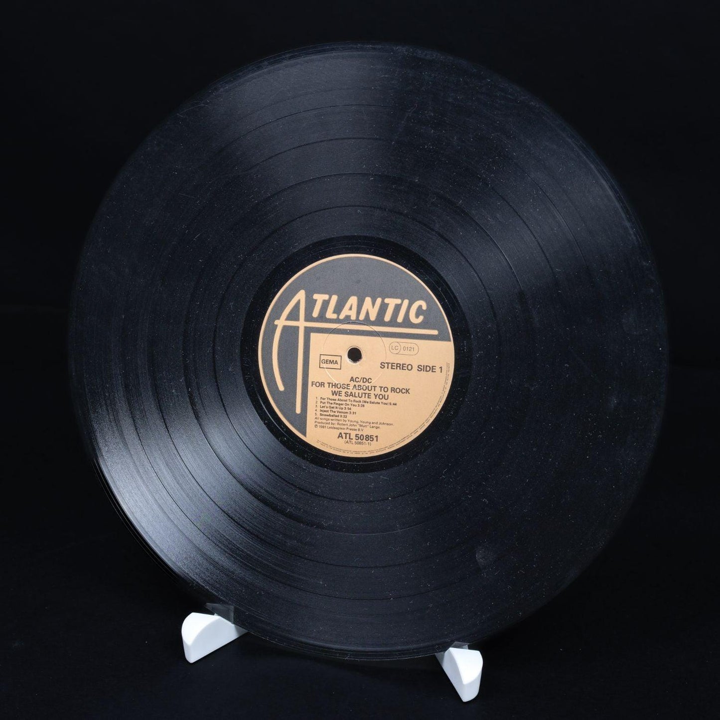 acdc-for-those-about-to-rock-we-salute-you-vinyl-lp-12-vg-vg-4 - Utopia Collectibles