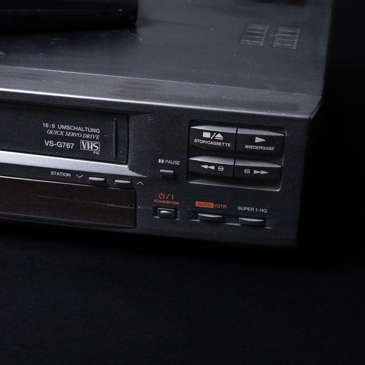 AKAI Video-Recorder VS-G767 - VHS VCR - Mit Original Fernbedienung