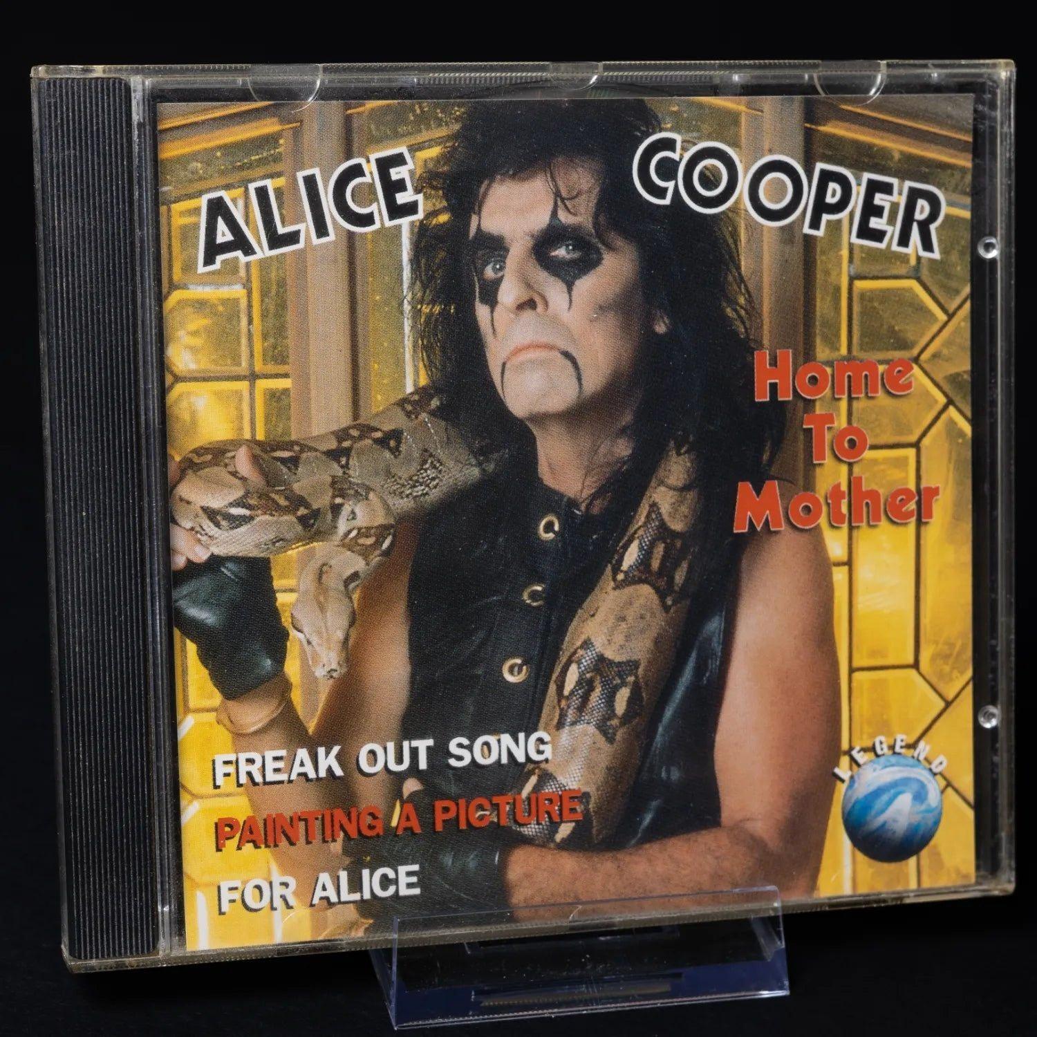 alice-cooper-legend-compilation-cd-1993-8-tracks-wz-90124-1 - Utopia Collectibles