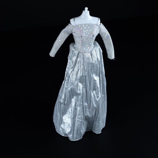 barbie-fashion-avenue-dazzle-silver-screen-star-kleid-mit-pailletten-2 - Utopia Collectibles