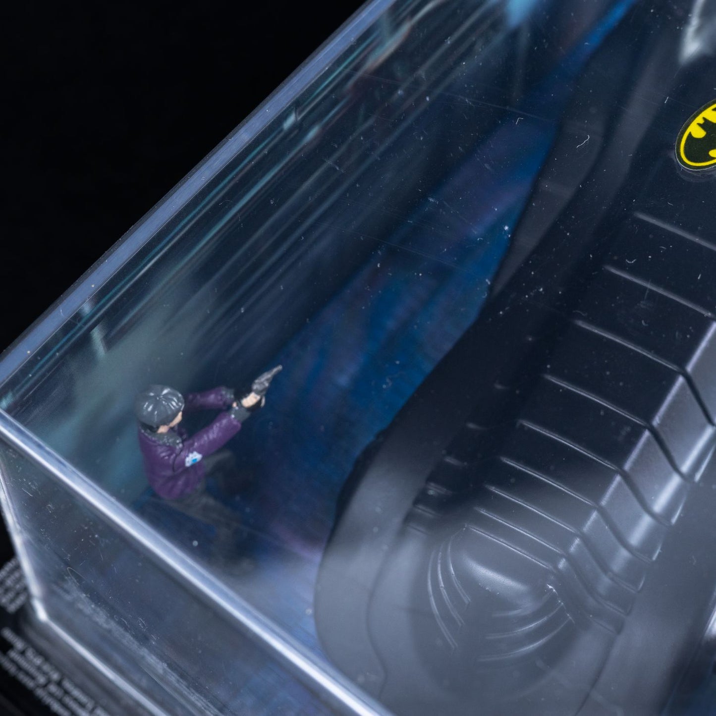 Batman Movie (The Batwing 1989) - Batmobil Armour Mode - Standmodell in Vitrine