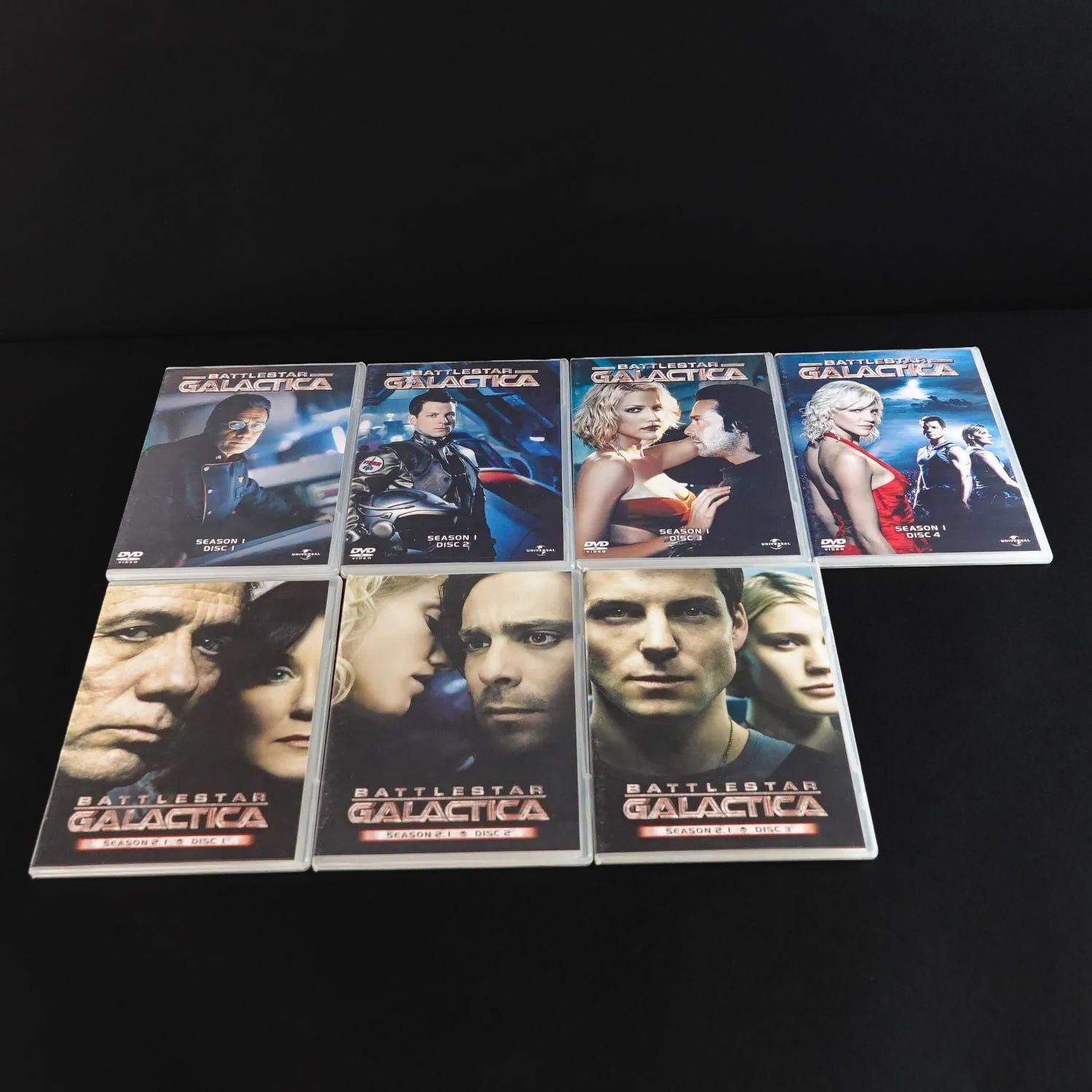 battlestar-galactica-7-staffeln-im-pappschuber-22-dvds-zustand-gut-4 - Utopia Collectibles