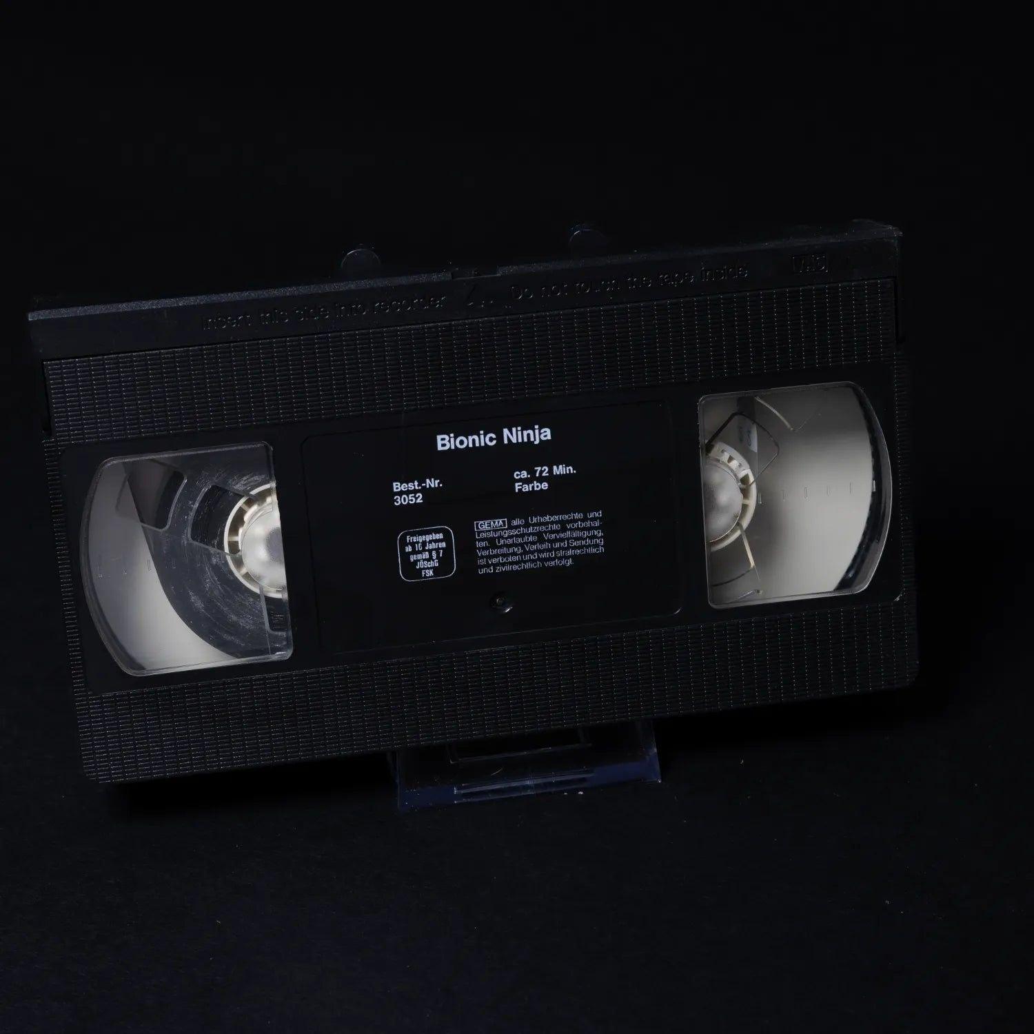 bionic-ninja-formel-des-todes-ninja-action-vhs-im-pappschuber-lagerspuren-3 - Utopia Collectibles