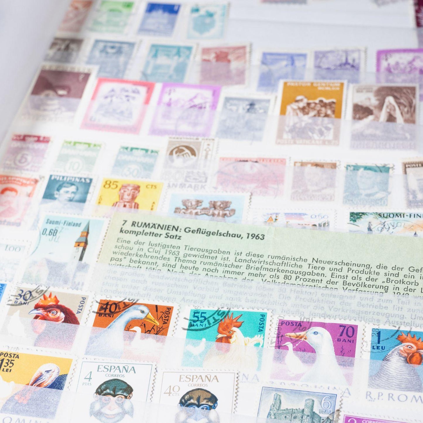briefmarken-sammlung-2-alben-mit-briefmarken-weltweit-nach-land-sortiert-10 - Utopia Collectibles