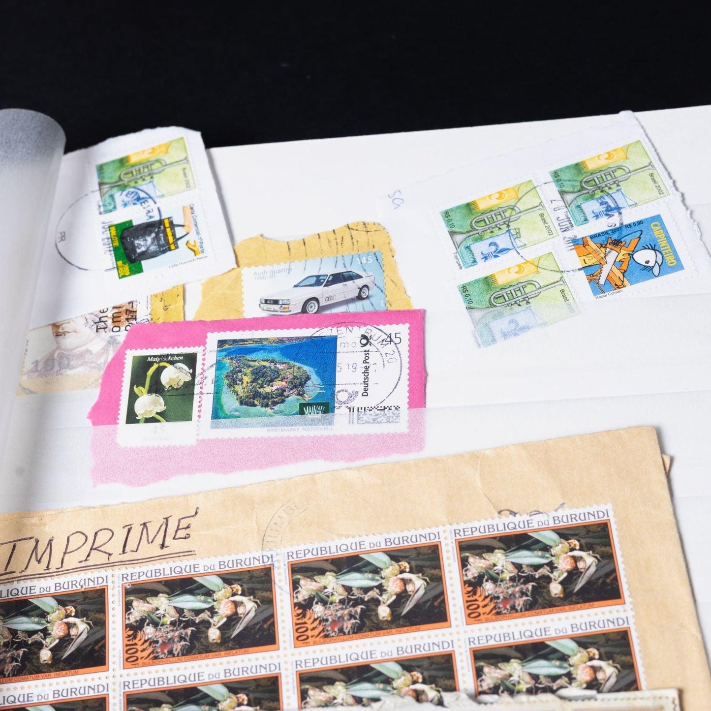 briefmarken-sammlung-2-alben-mit-briefmarken-weltweit-nach-land-sortiert-11 - Utopia Collectibles