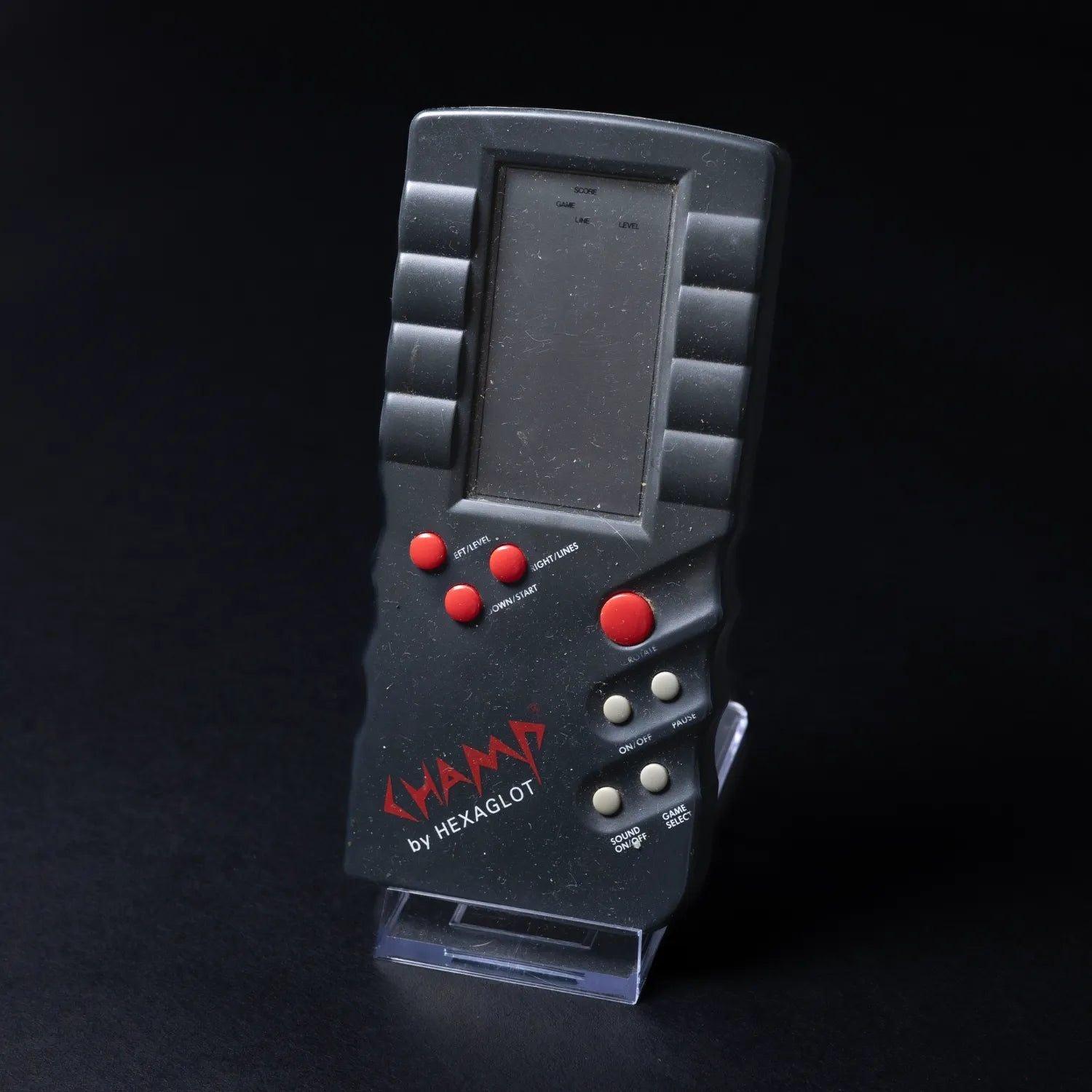 champ-by-hexaglot-vintage-handheld-konsole-90er-jahre-funktion-getestet-1 - Utopia Collectibles