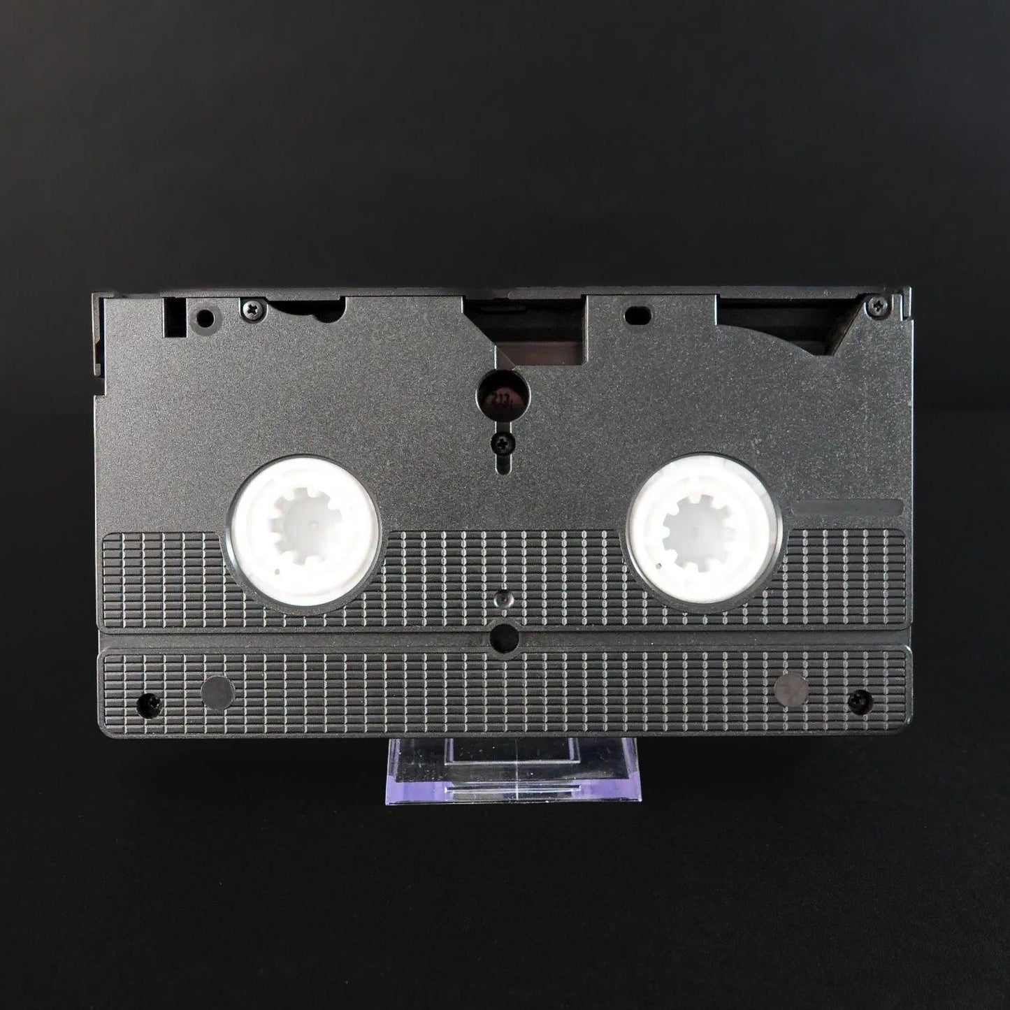 cold-blooded-vhs-in-big-box-thriller-michael-j-fox-deutsch-fsk-18-5 - Utopia Collectibles