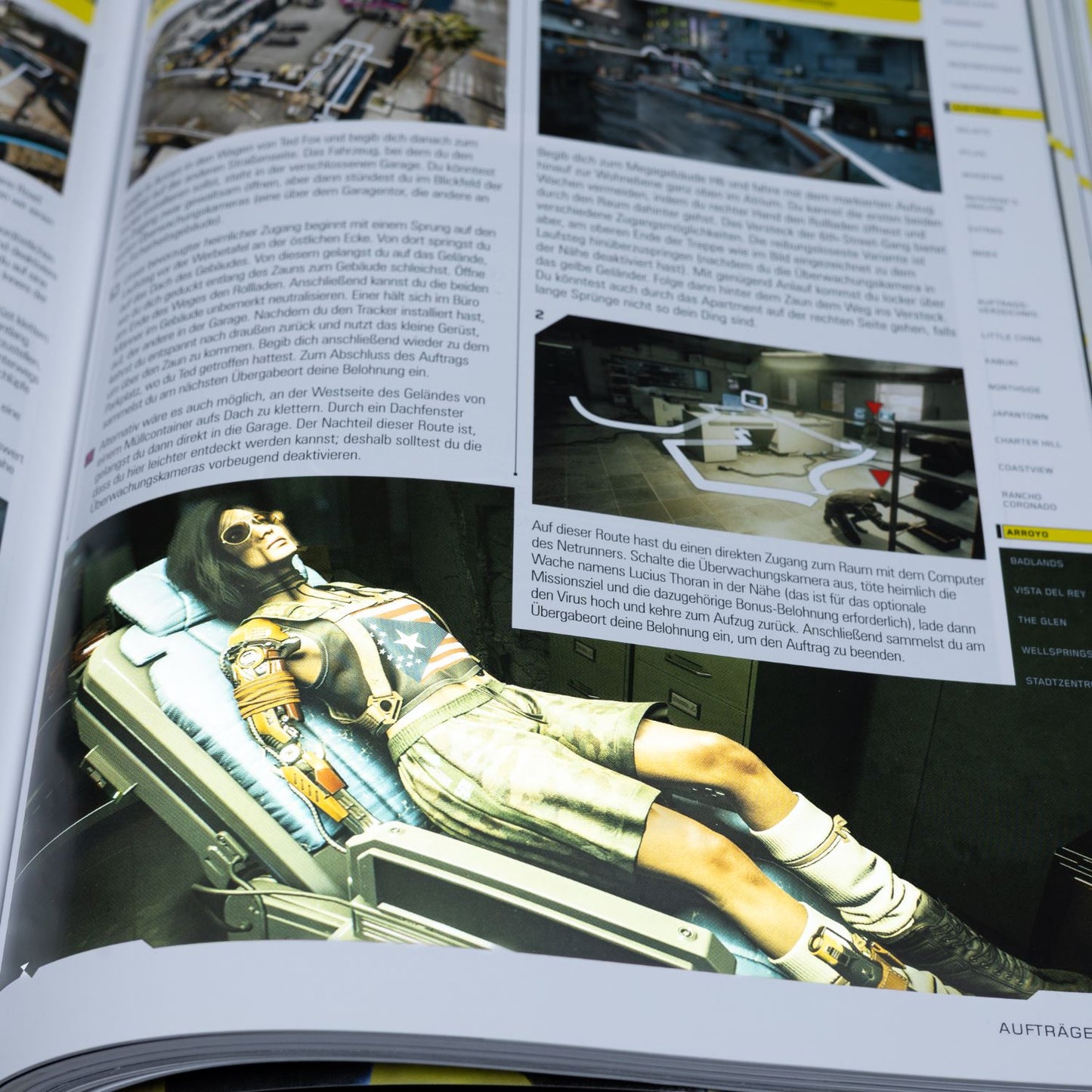 Cyberpunk 2077 Offizielles Buch - Piggyback Spieleberater - Dutsch - Neuwertig