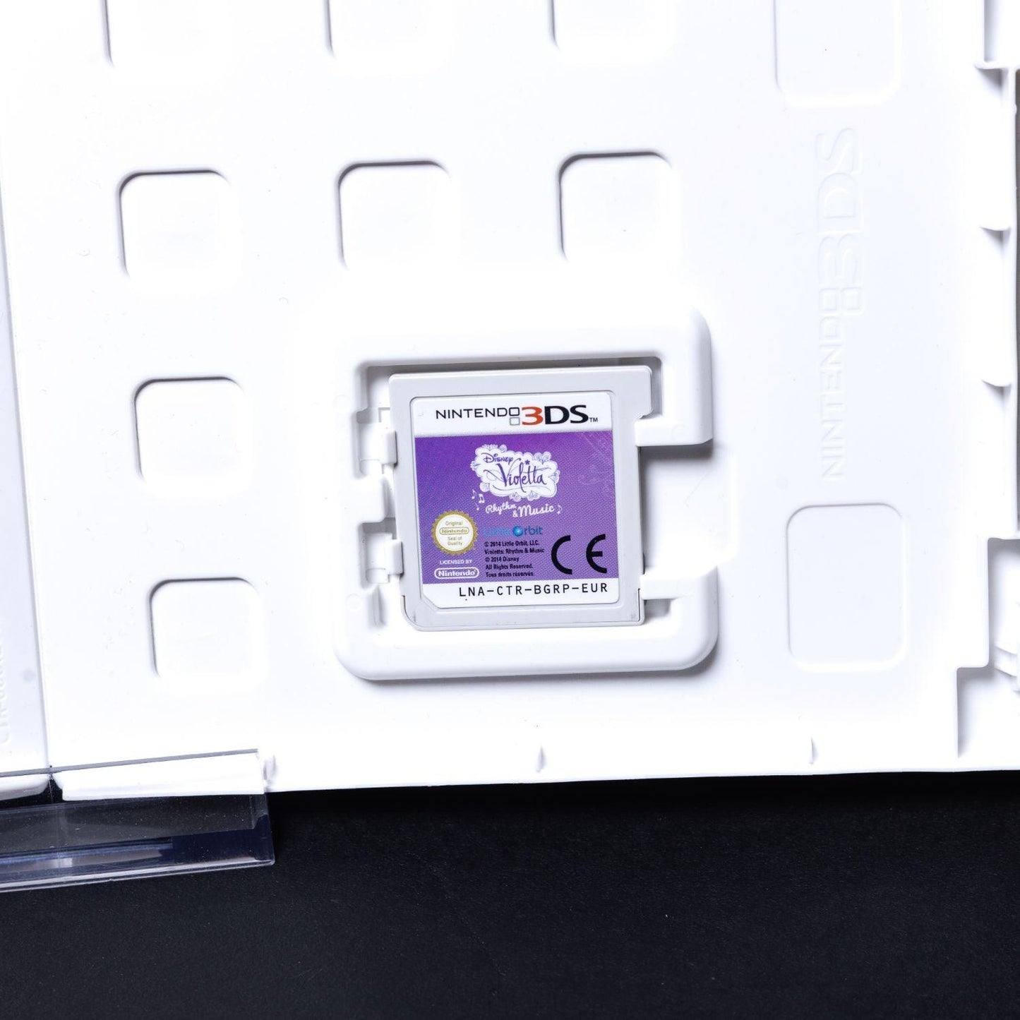 disney-violetta-rhythmus-und-musik-nintendo-3ds-spiel-cib-zustand-gut-4 - Utopia Collectibles