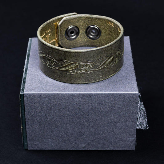 drachenfels-design-lederarmband-der-hobbit-durchmesser-7-cm-neuwertig-2 - Utopia Collectibles