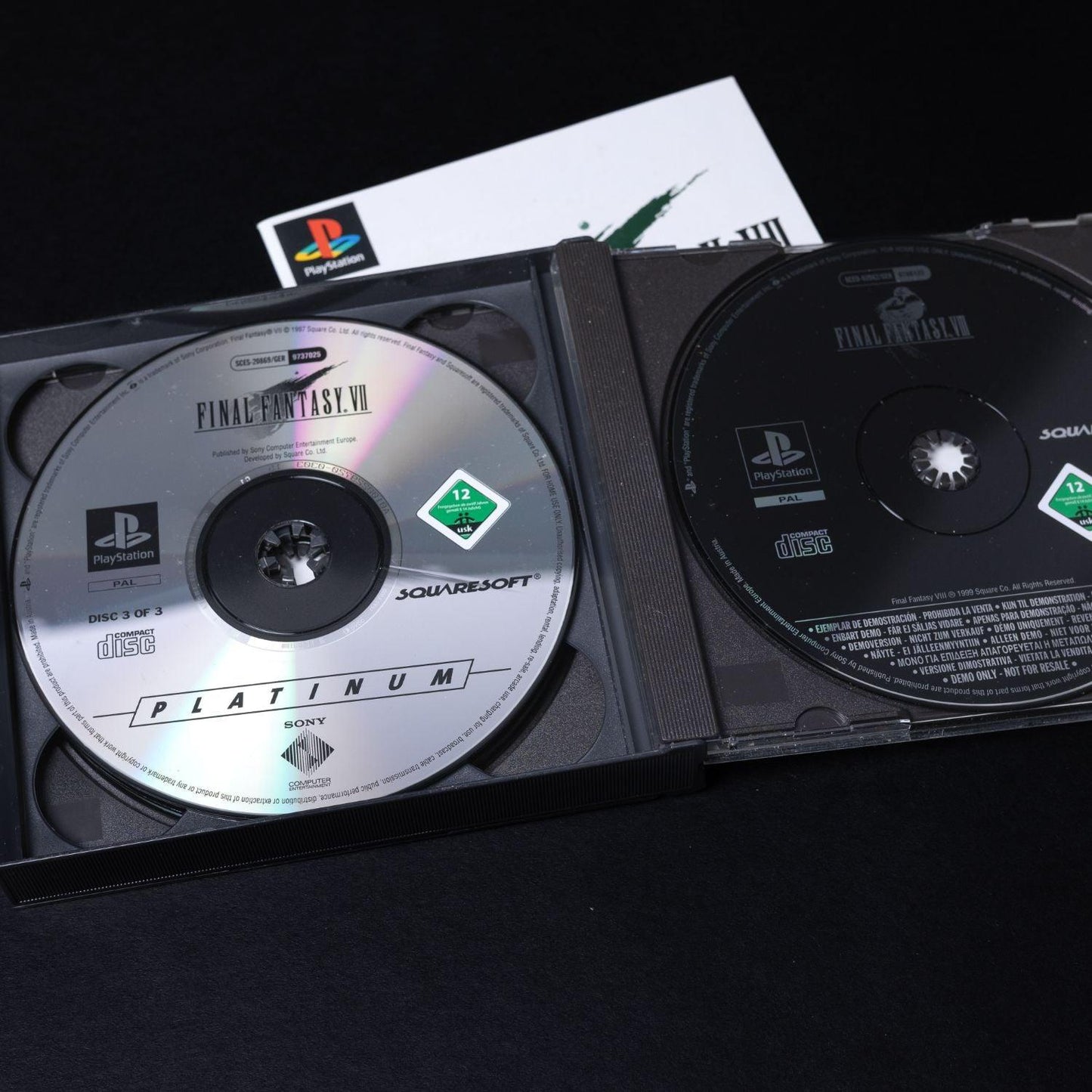 final-fantasy-vii-playstation-ps1-platinum-cib-pal-zustand-sehr-gut-4 - Utopia Collectibles