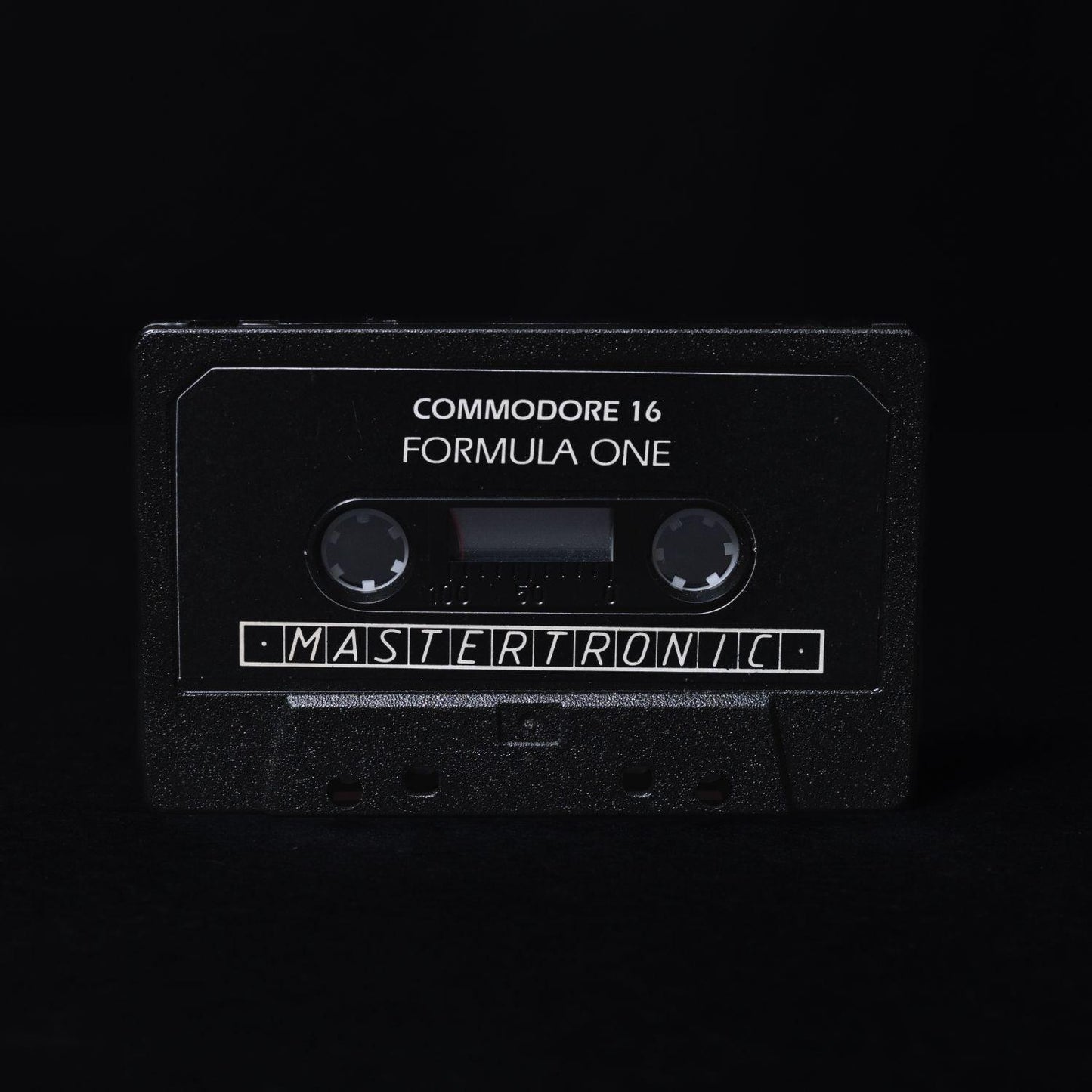 formula-1-simulator-commodore-16-c16-plus-4-kassette-cib-gebraucht-4 - Utopia Collectibles