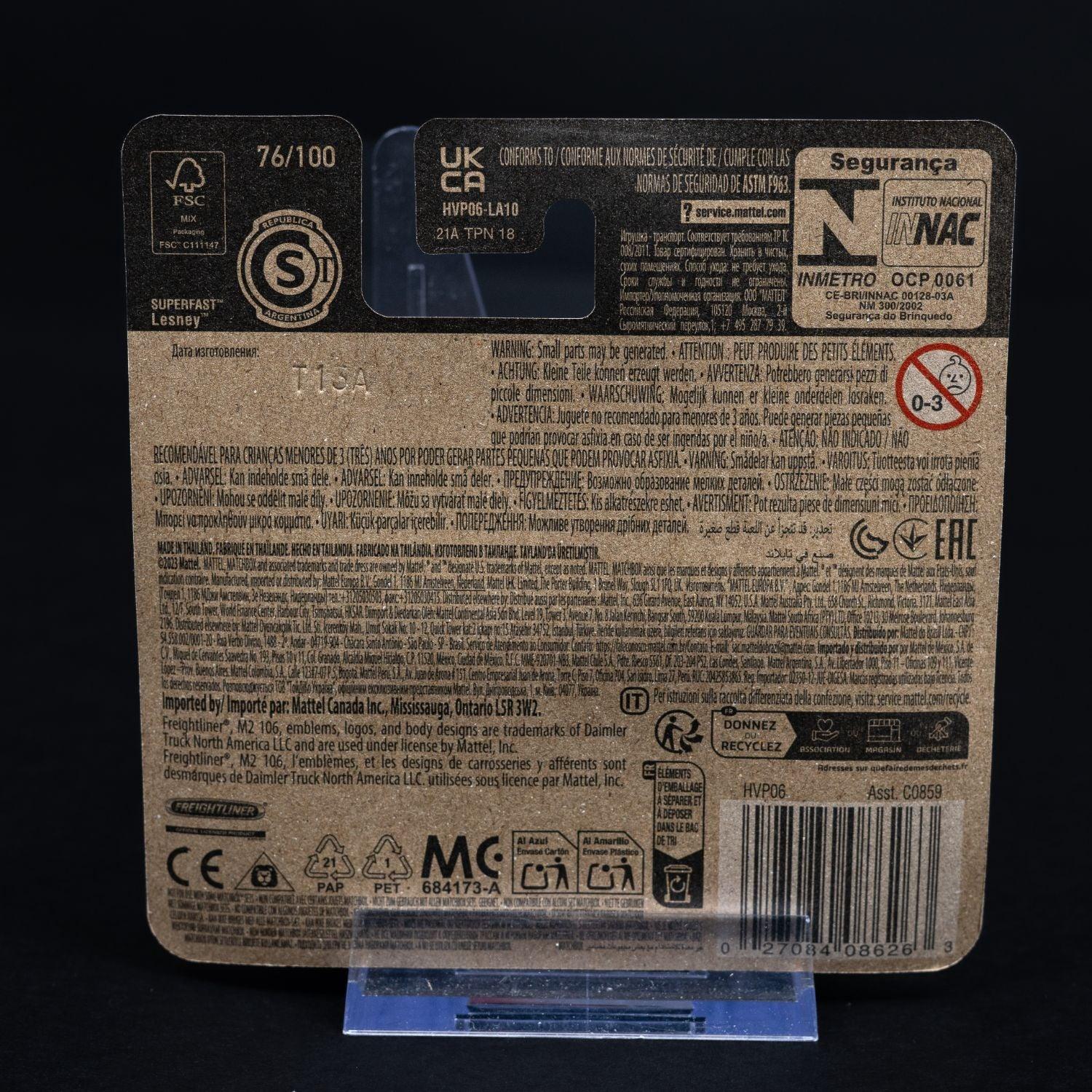 freightliner-m2-106-sammler-standmodell-mattel-matchbox-164-ovp-2 - Utopia Collectibles