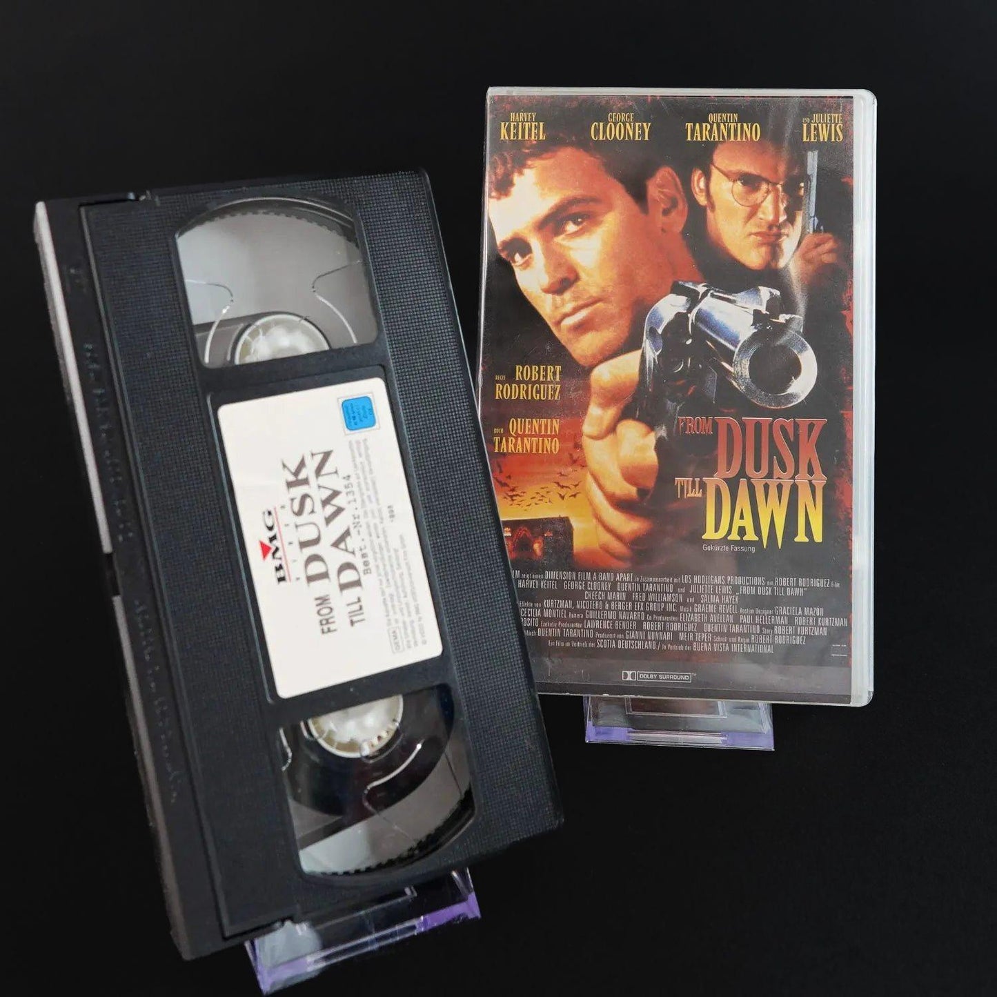 from-dusk-till-dawn-vhs-fsk-16-version-george-clooney-tarantino-kult-1 - Utopia Collectibles