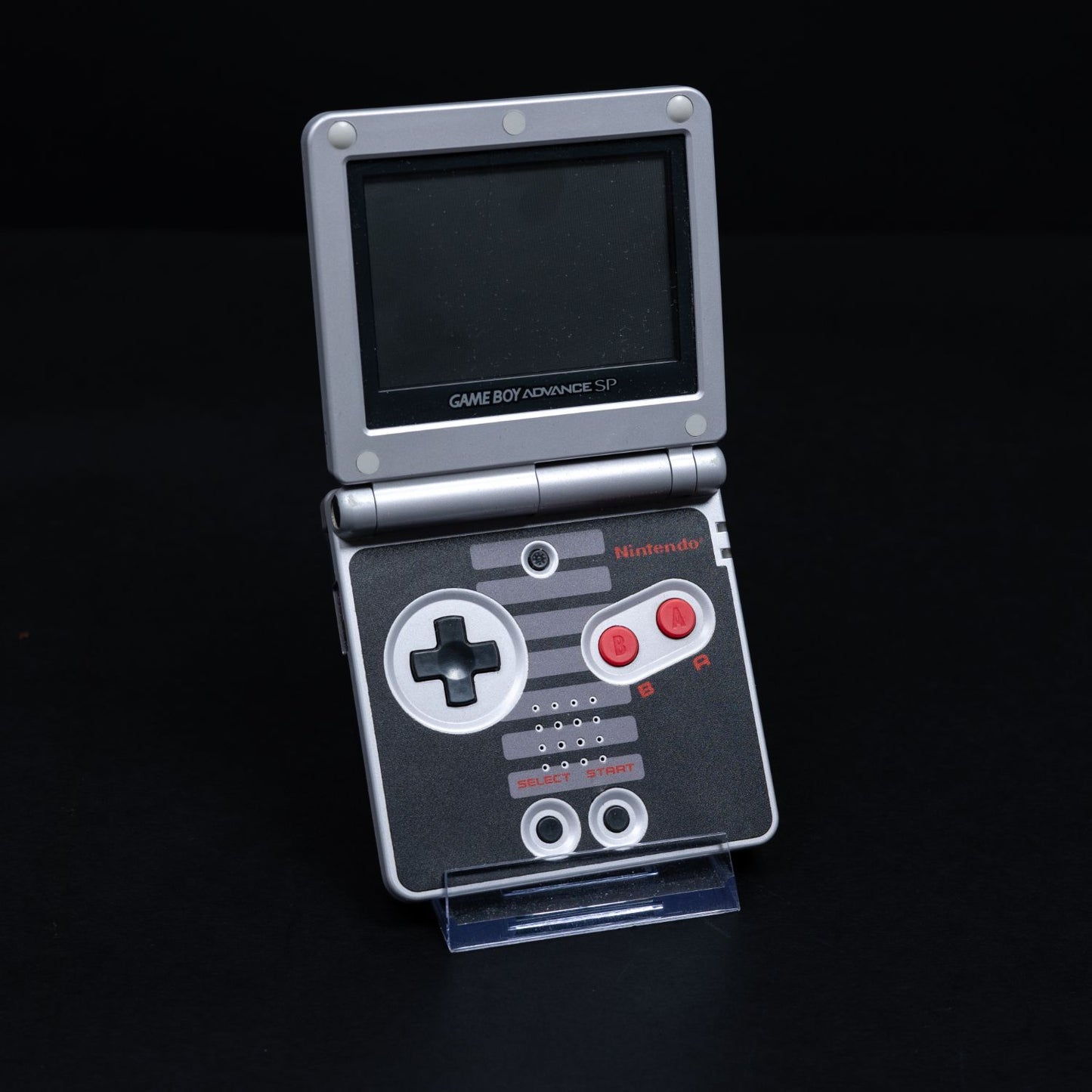 Game Boy Advance SP (AGS-001) PAL - NES-Design - Funktioniert - Zustand Gut