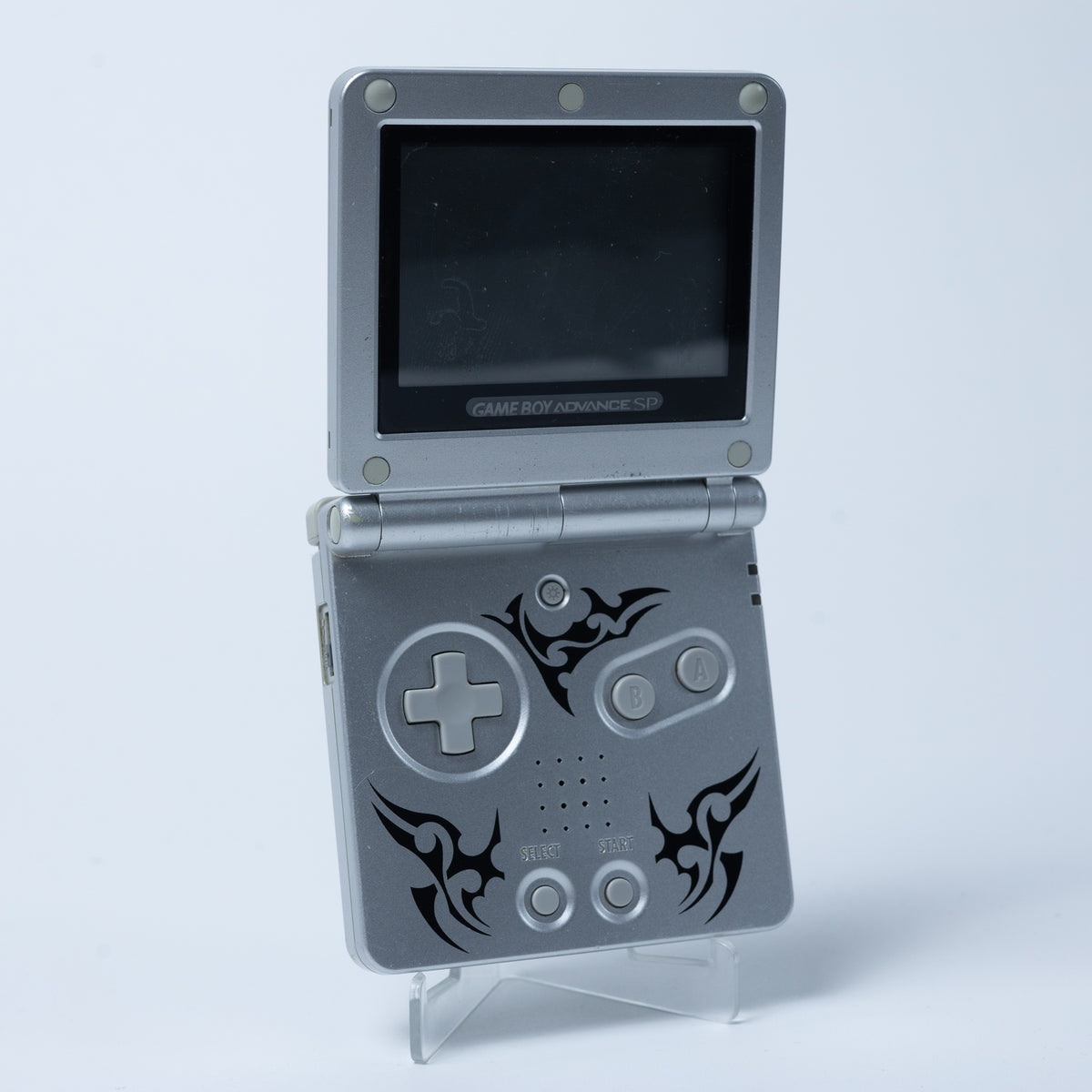Game Boy Advance SP (AGS-001) PAL - Tribal-Design - Funktioniert - Zustand Okay