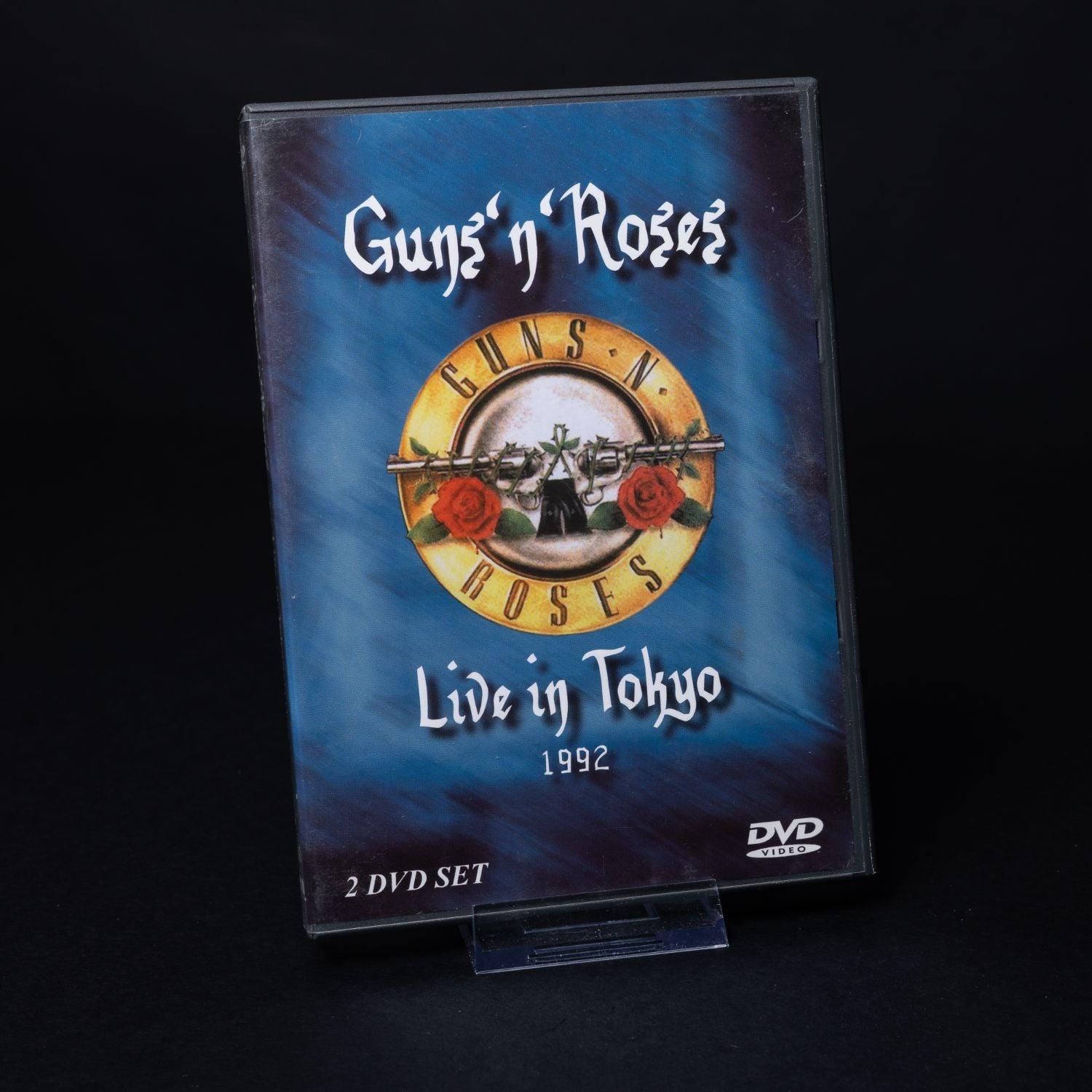 guns-n-roses-live-in-tokyo-1992-2-dvd-set-all-regions-zustand-sehr-gut-1 - Utopia Collectibles