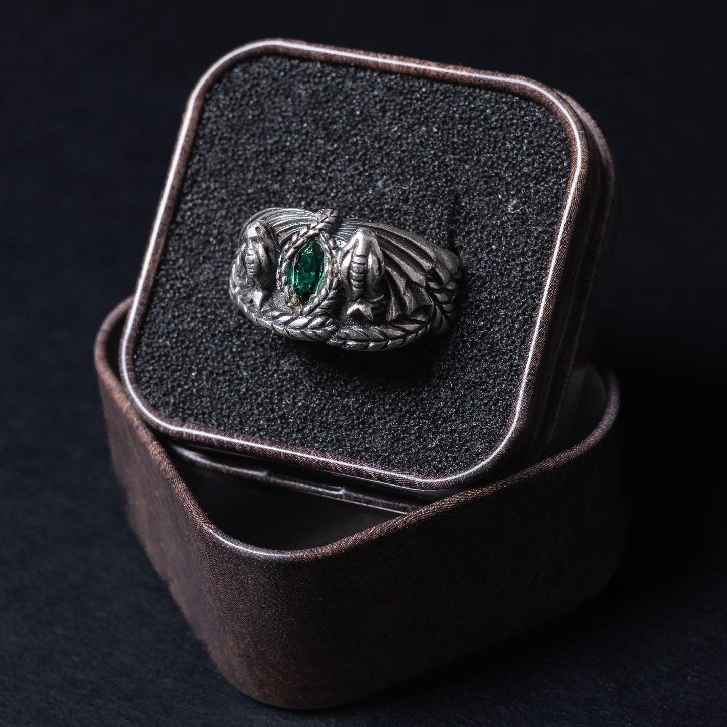 herr-der-ringe-barahirs-ring-aragorn-925-silber-schumann-nlp-inc-1 - Utopia Collectibles